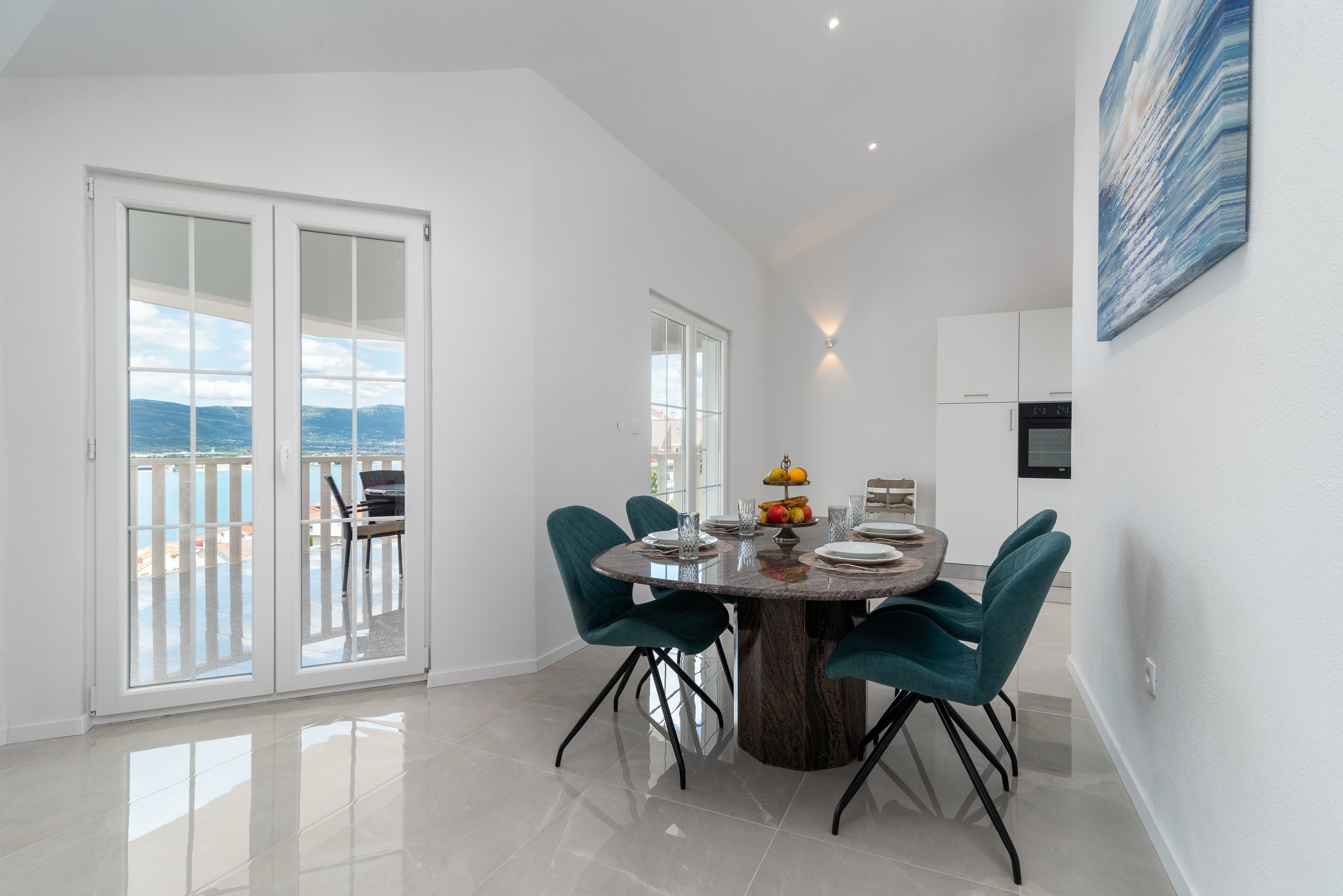 Three bedroom apartment with terrace and sea view Mastrinka, Čiovo  A-b