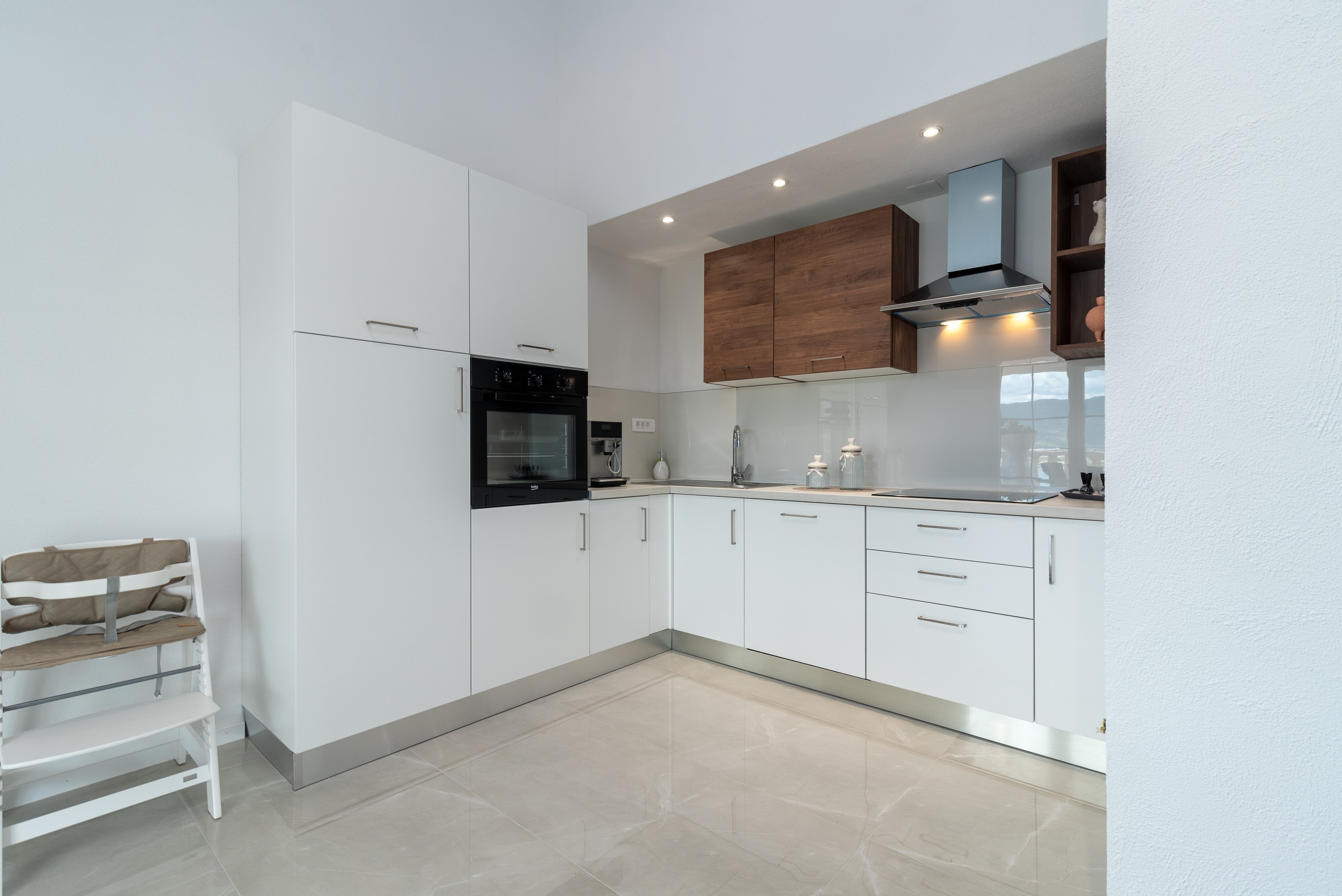 Three bedroom apartment with terrace and sea view Mastrinka, Čiovo  A-b