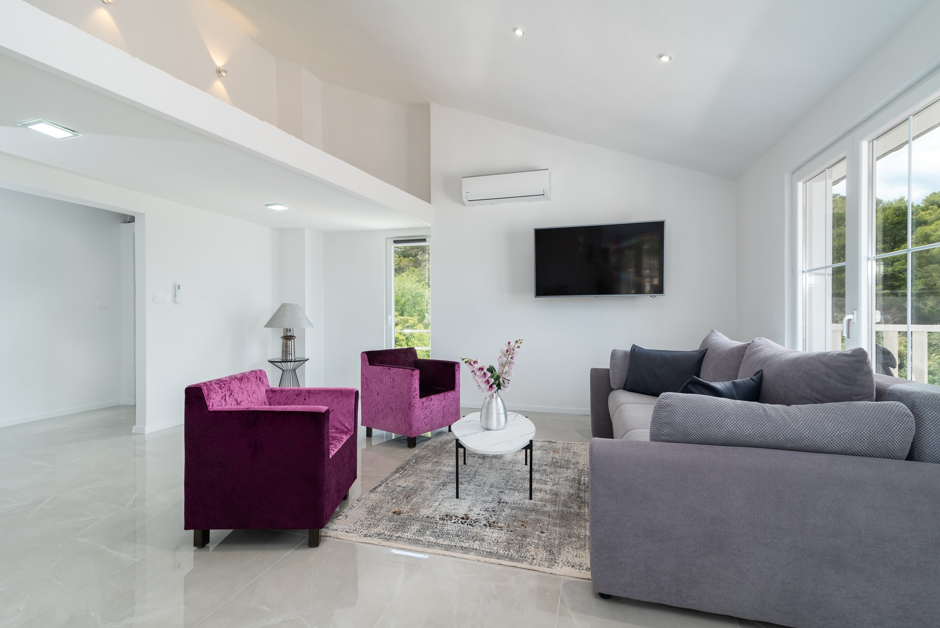 Three bedroom apartment with terrace and sea view Mastrinka, Čiovo  A-b