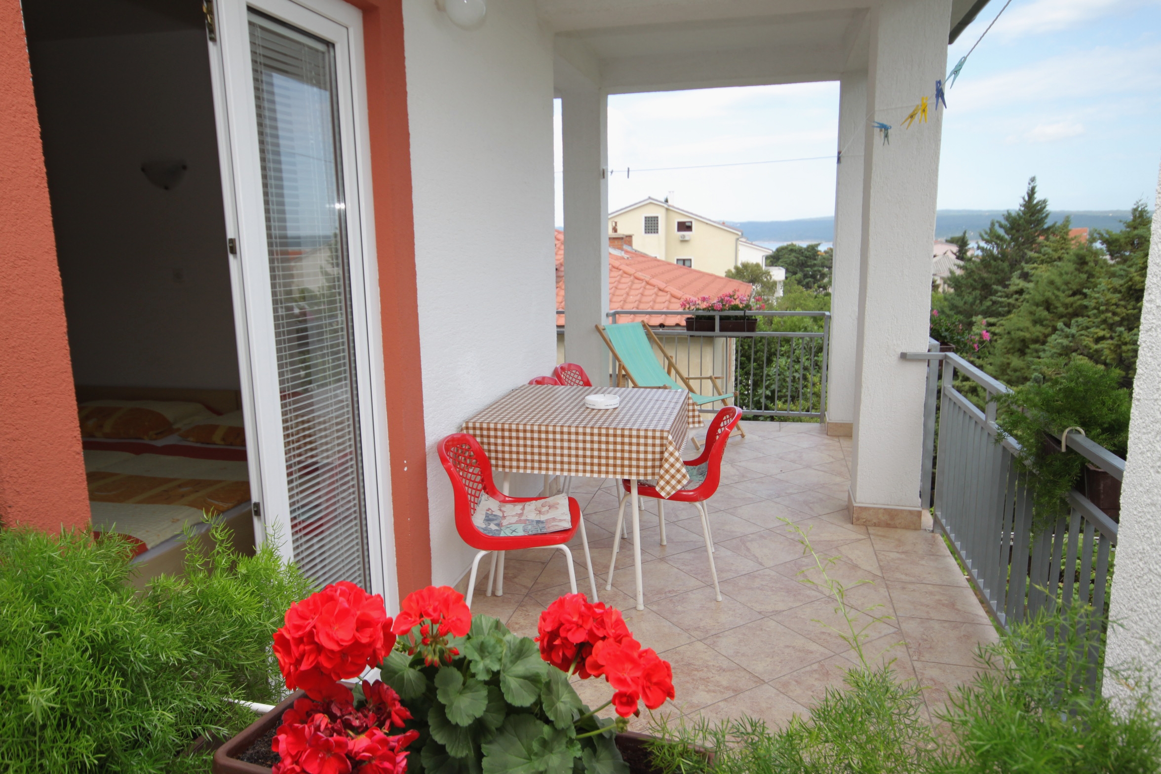 Two bedroom apartment with terrace Selce, Crikvenica  A-b