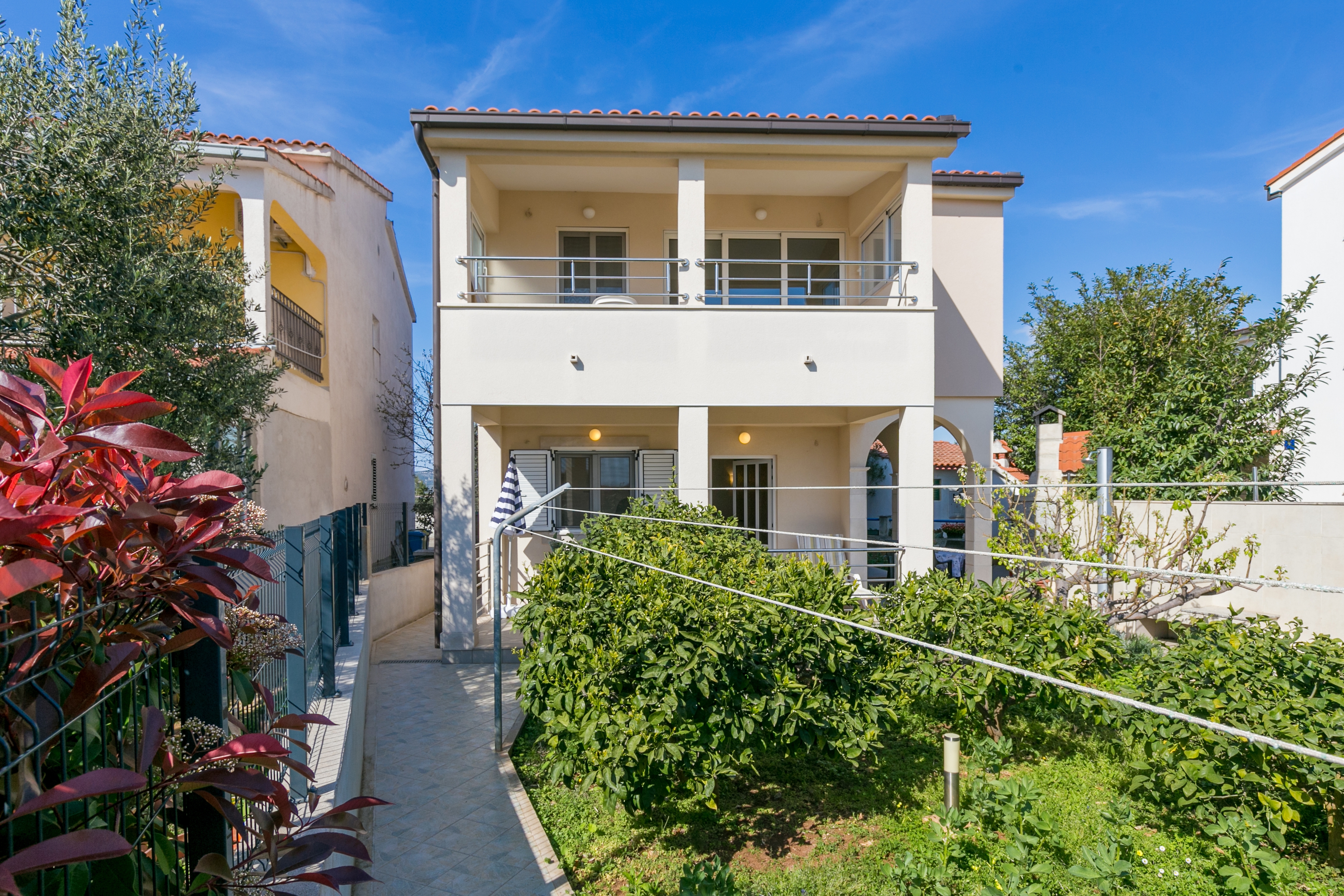 Jednosobni apartman s terasom Ražanj, Rogoznica  A-a