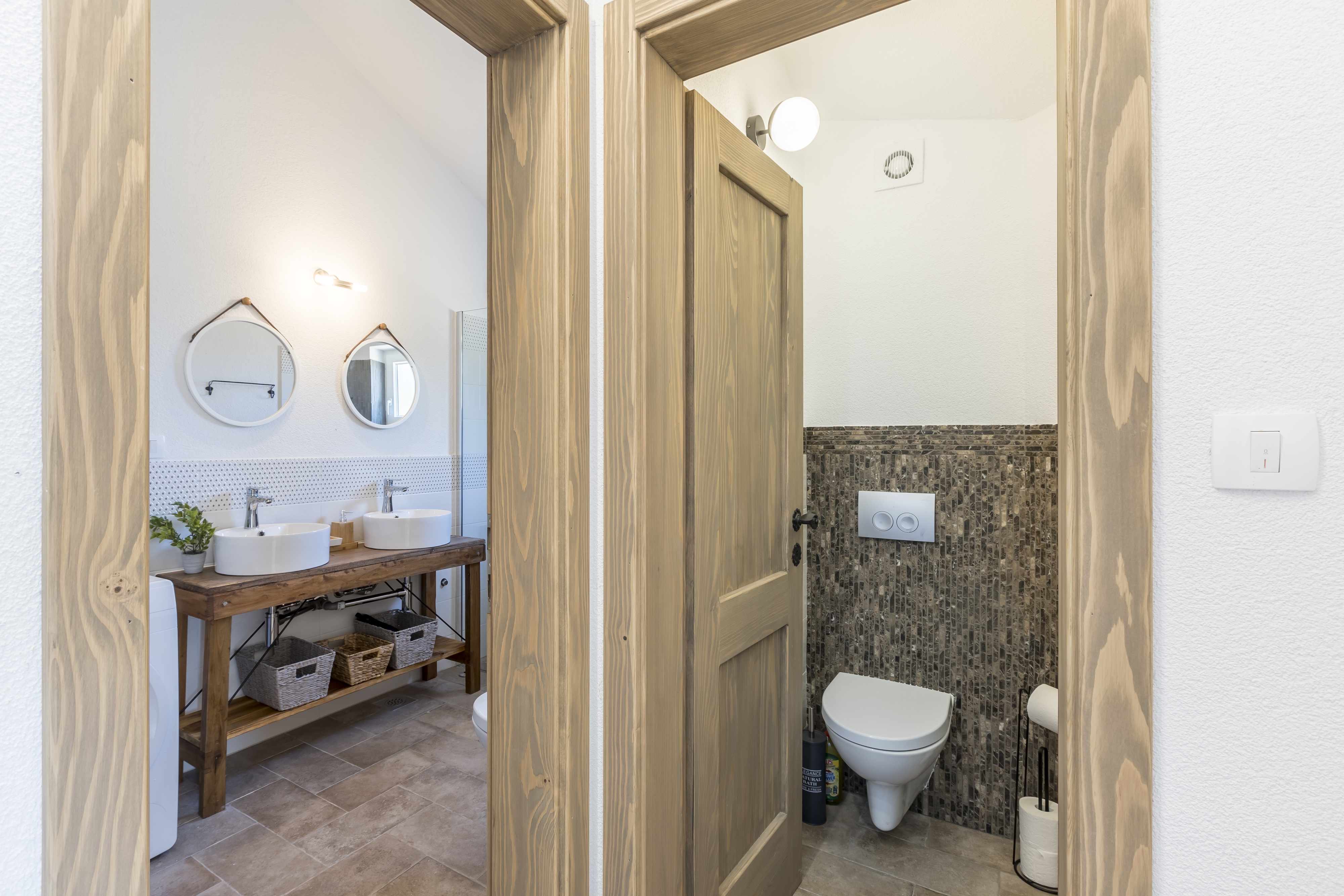 Two bedroom house with terrace and sea view Mirca, Brač  K