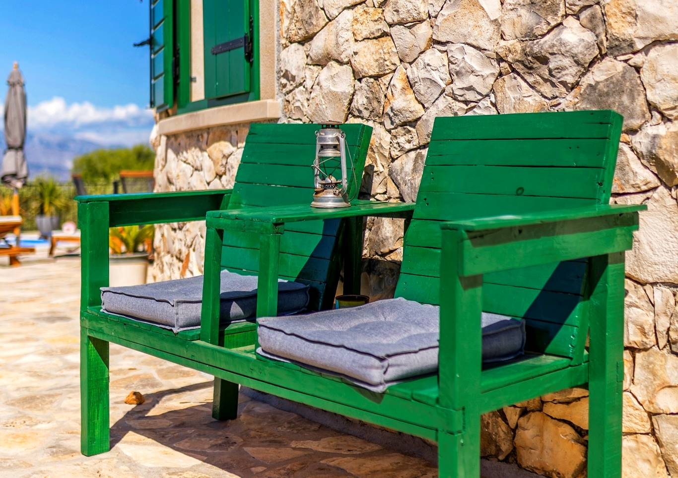 Two bedroom house with terrace and sea view Mirca, Brač  K