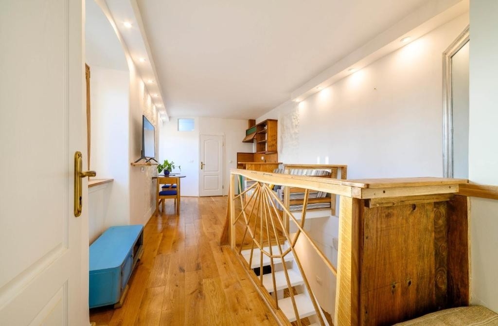 One bedroom apartment with air-conditioning Šibenik  A-a