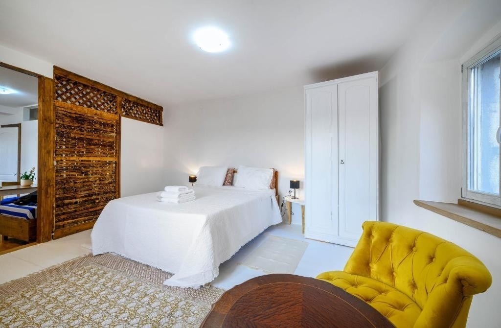 One bedroom apartment with air-conditioning Šibenik  A-b