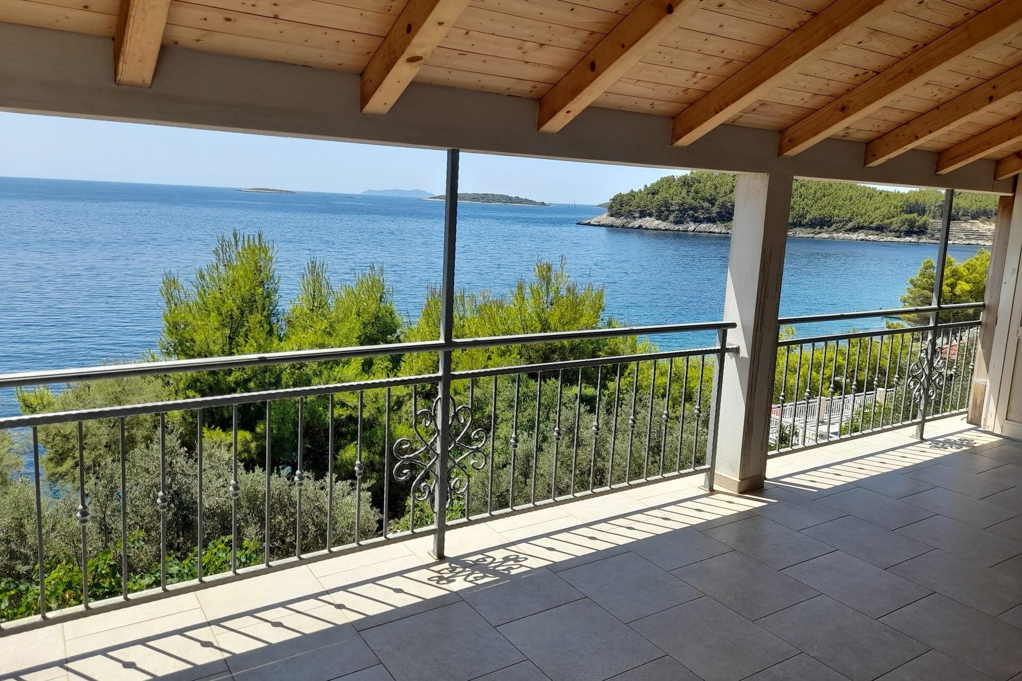 Two bedroom apartment near beach Karbuni, Korčula (A-23807-b)
