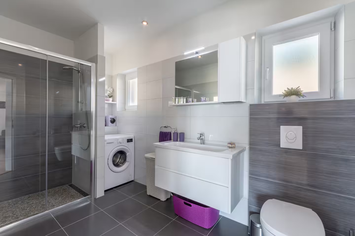 Three bedroom house with terrace and sea view Bol, Brač  K