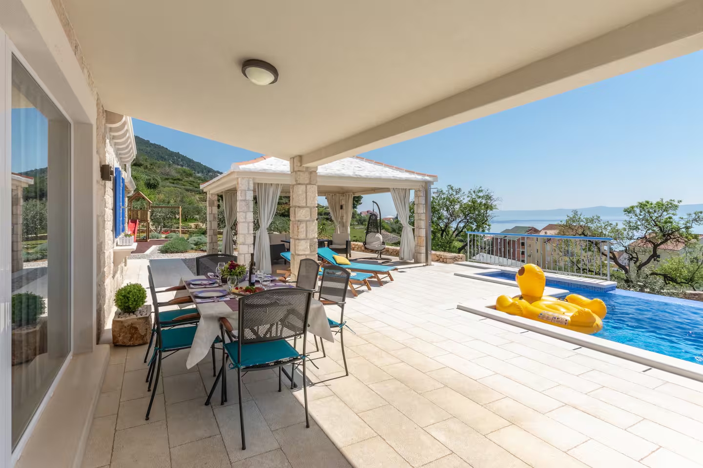 Three bedroom house with terrace and sea view Bol, Brač  K