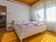 Ložnice 2 Selce, Ložnice 2 v ubytování typu apartment, domácí mazlíčci povoleni a WiFi.