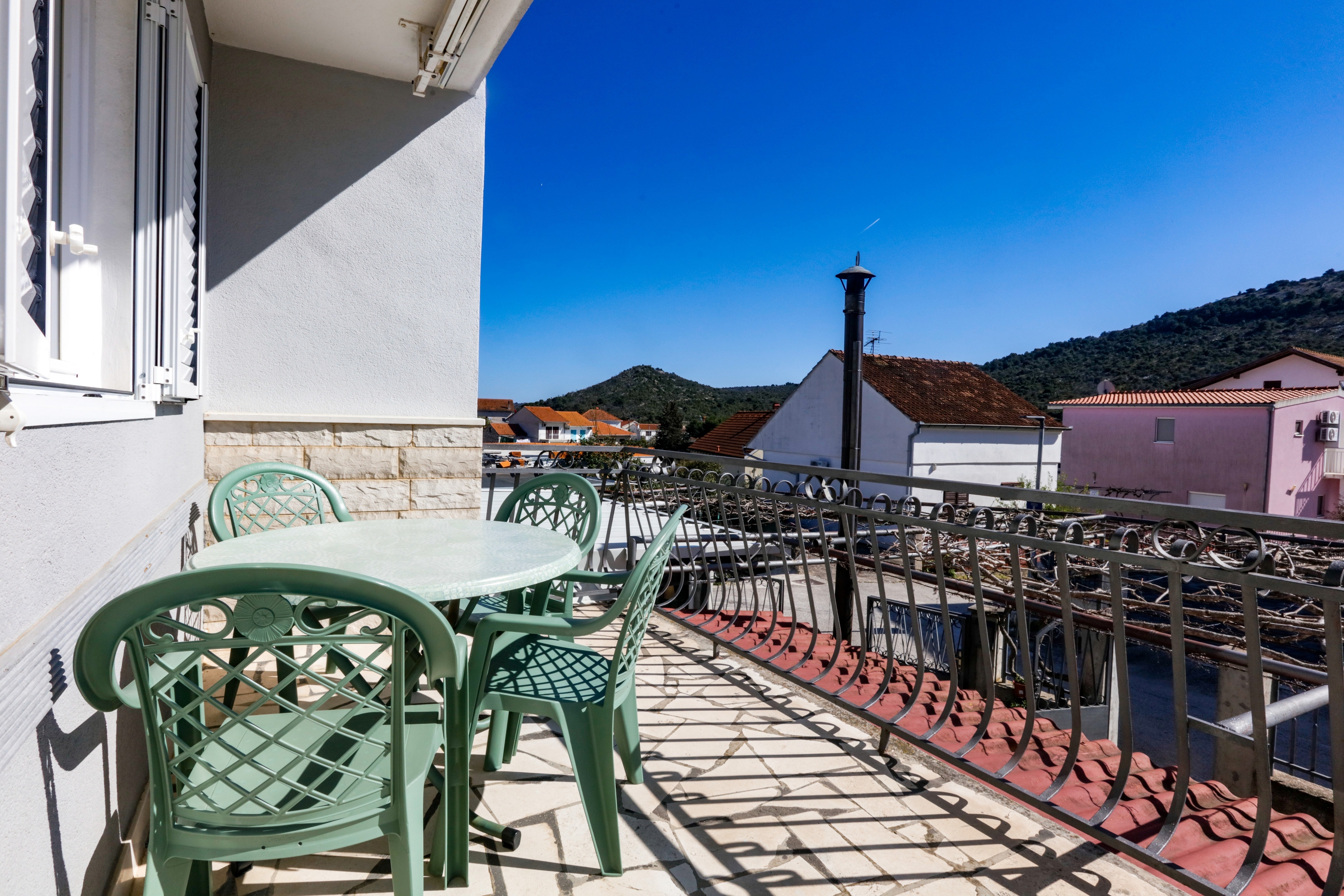 Two bedroom apartment with terrace Stupin Čeline, Rogoznica  A-a