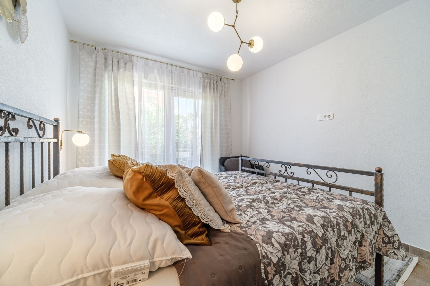 Two bedroom house with terrace Supetar, Brač  K