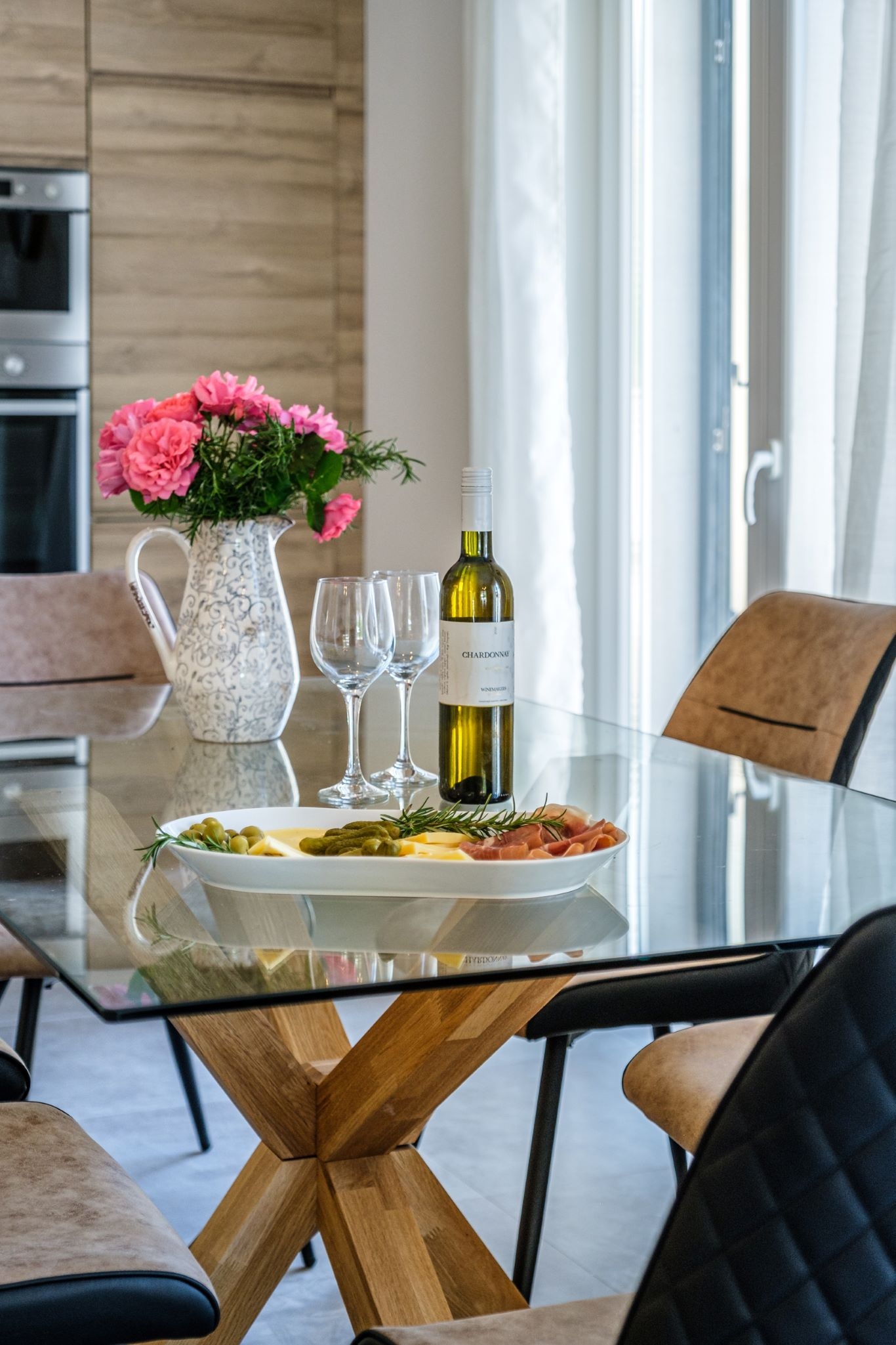 Comfortable and spacious house with terrace and sea view Splitska, Brač  K