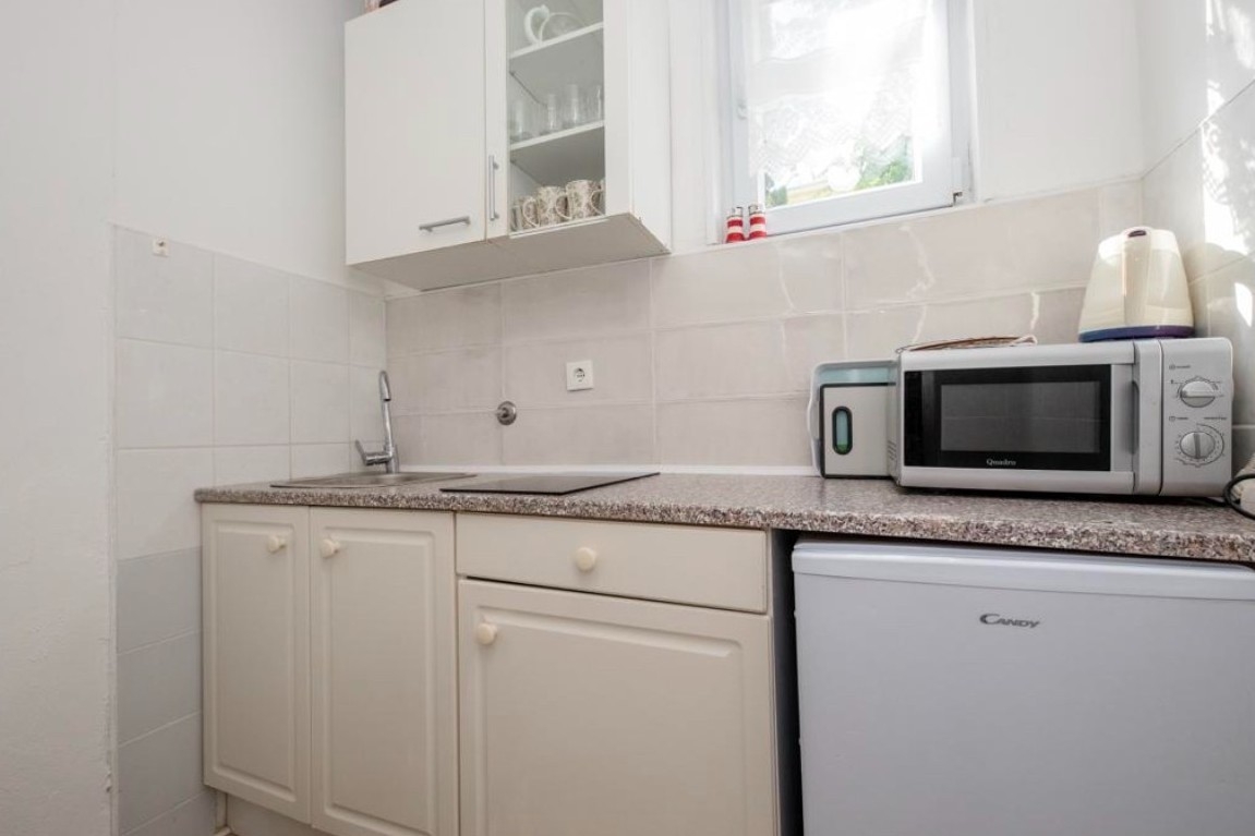 Top Rab Barbat Top Rab Barbat