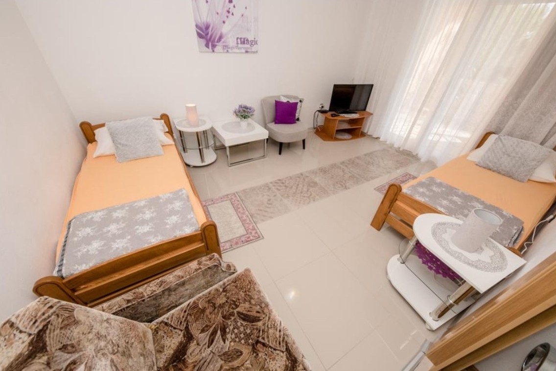 One bedroom apartment with terrace Barbat, Rab (A-23817-a) One bedroom apartment with terrace Barbat, Rab (A-23817-a)