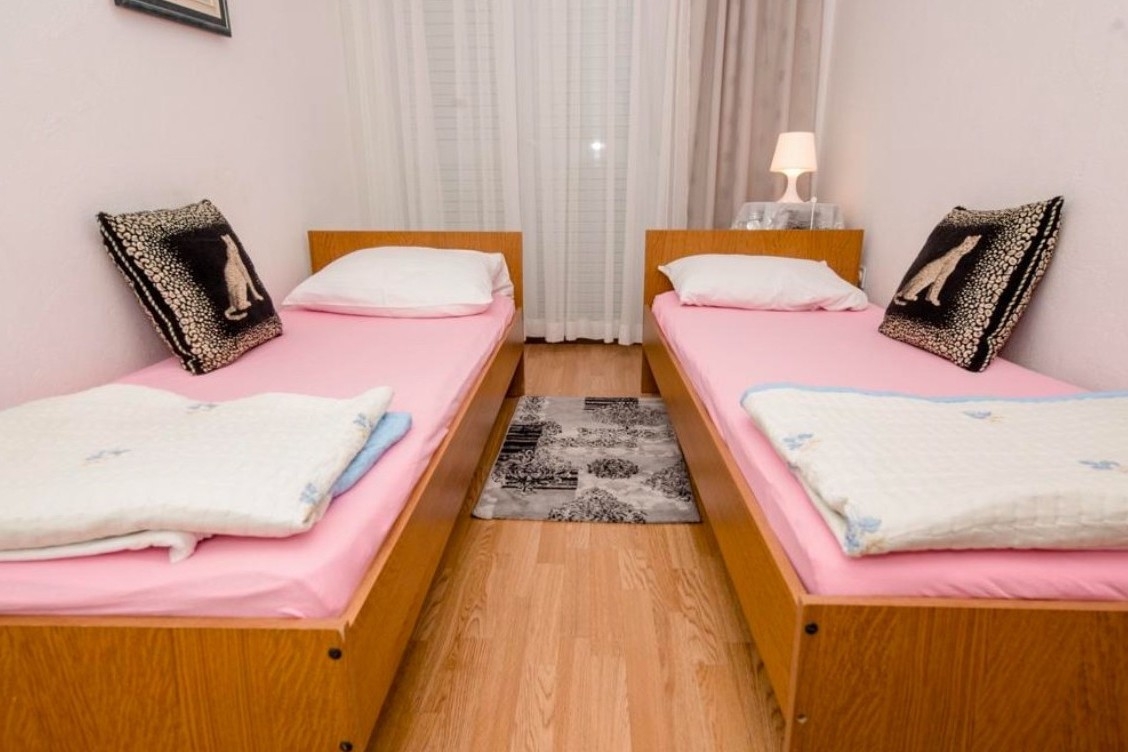 Top Rab Barbat Top Rab Barbat