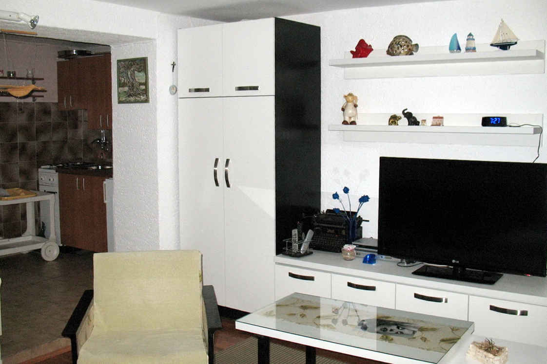 Studio flat with air-conditioning Novi Vinodolski  AS-b