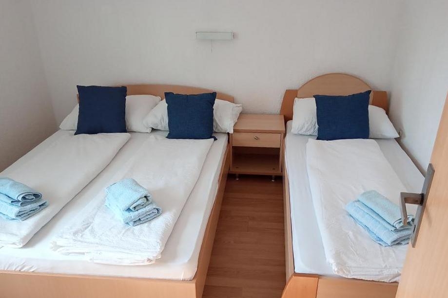 Top Rab Lopar Top Rab Lopar