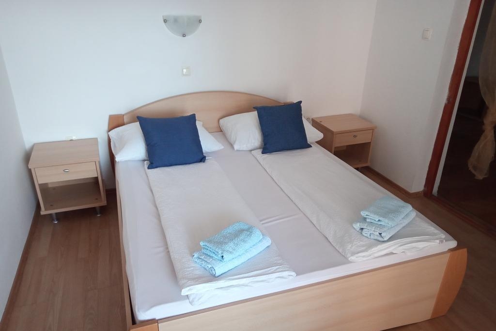 Room with terrace Lopar, Rab (S-23825-c)