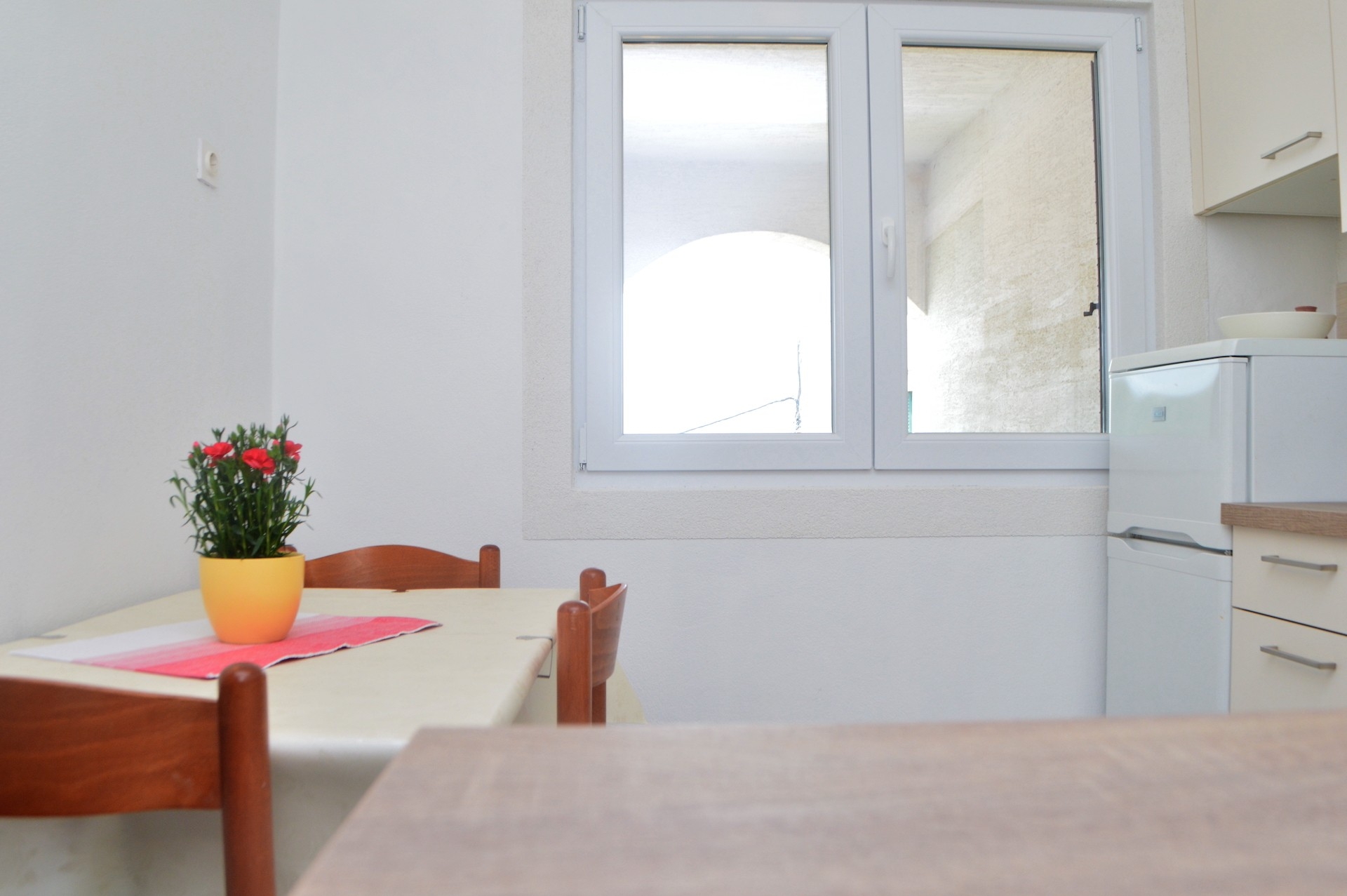 One bedroom apartment with balcony and sea view Lukoran, Ugljan (A-23830-b) One bedroom apartment with balcony and sea view Lukoran, Ugljan (A-23830-b)