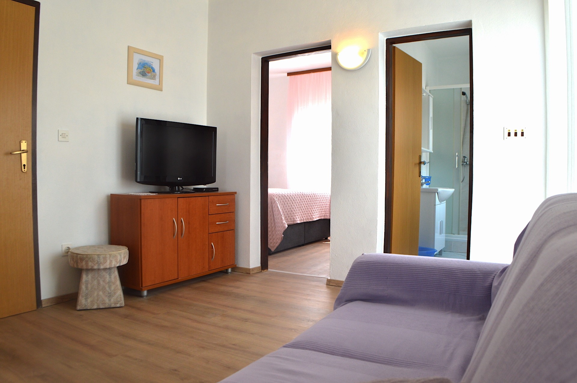 One bedroom apartment with balcony and sea view Lukoran, Ugljan (A-23830-c)