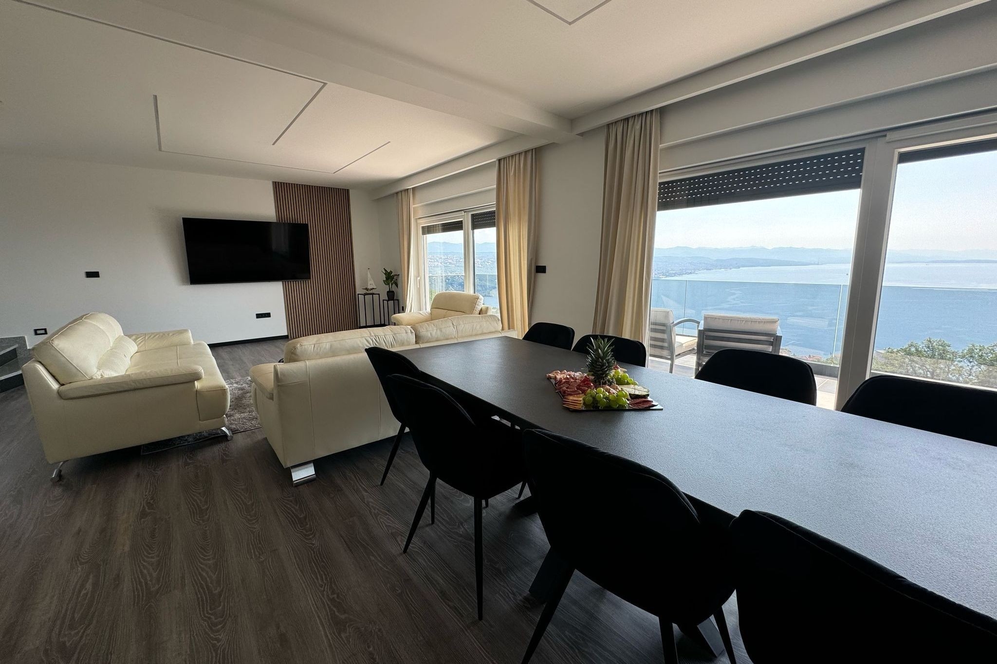 Comfortable and spacious house with terrace and sea view Opatija (K-23833) Comfortable and spacious house with terrace and sea view Opatija (K-23833)