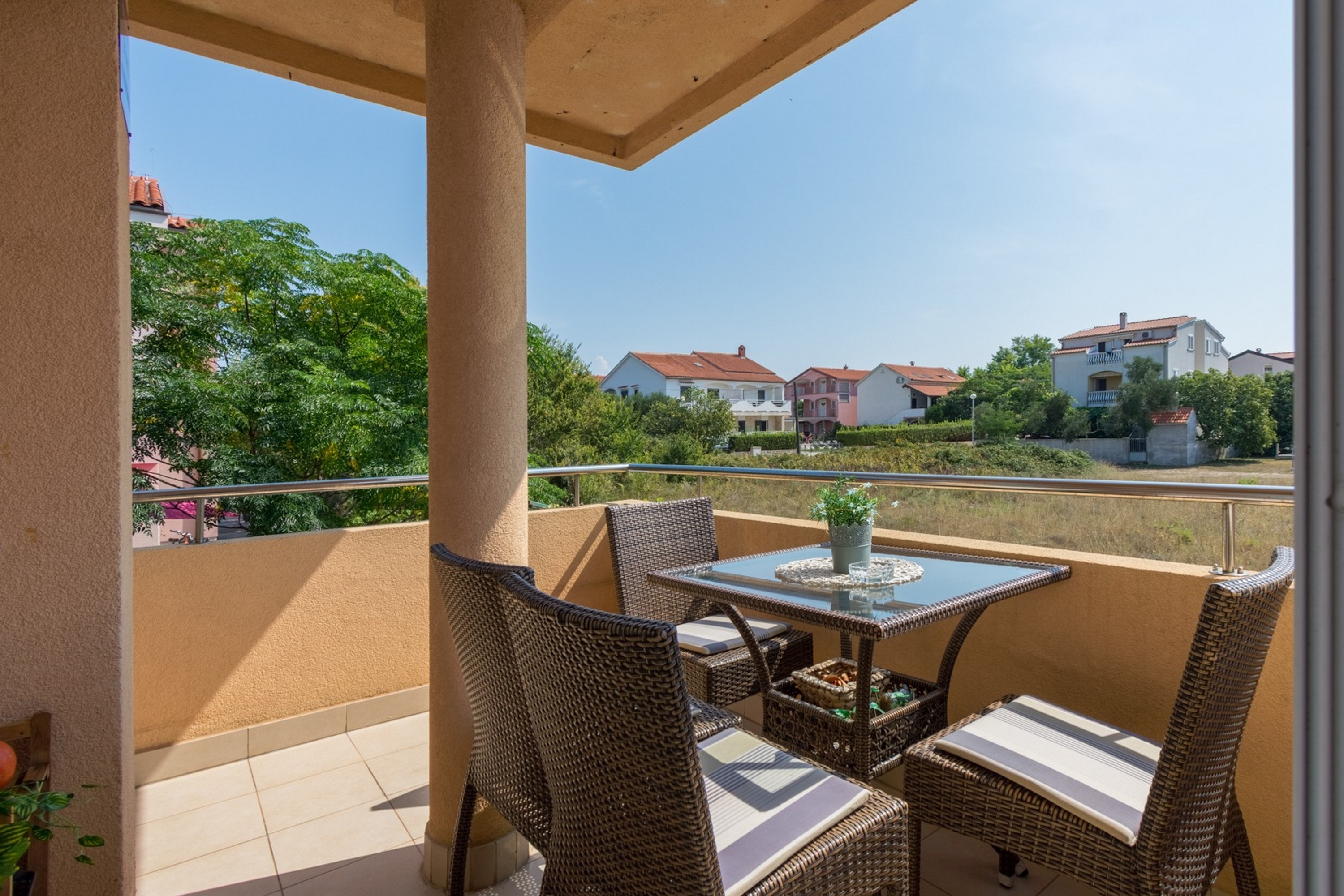 One bedroom apartment with terrace and sea view Privlaka, Zadar (A-23835-a)