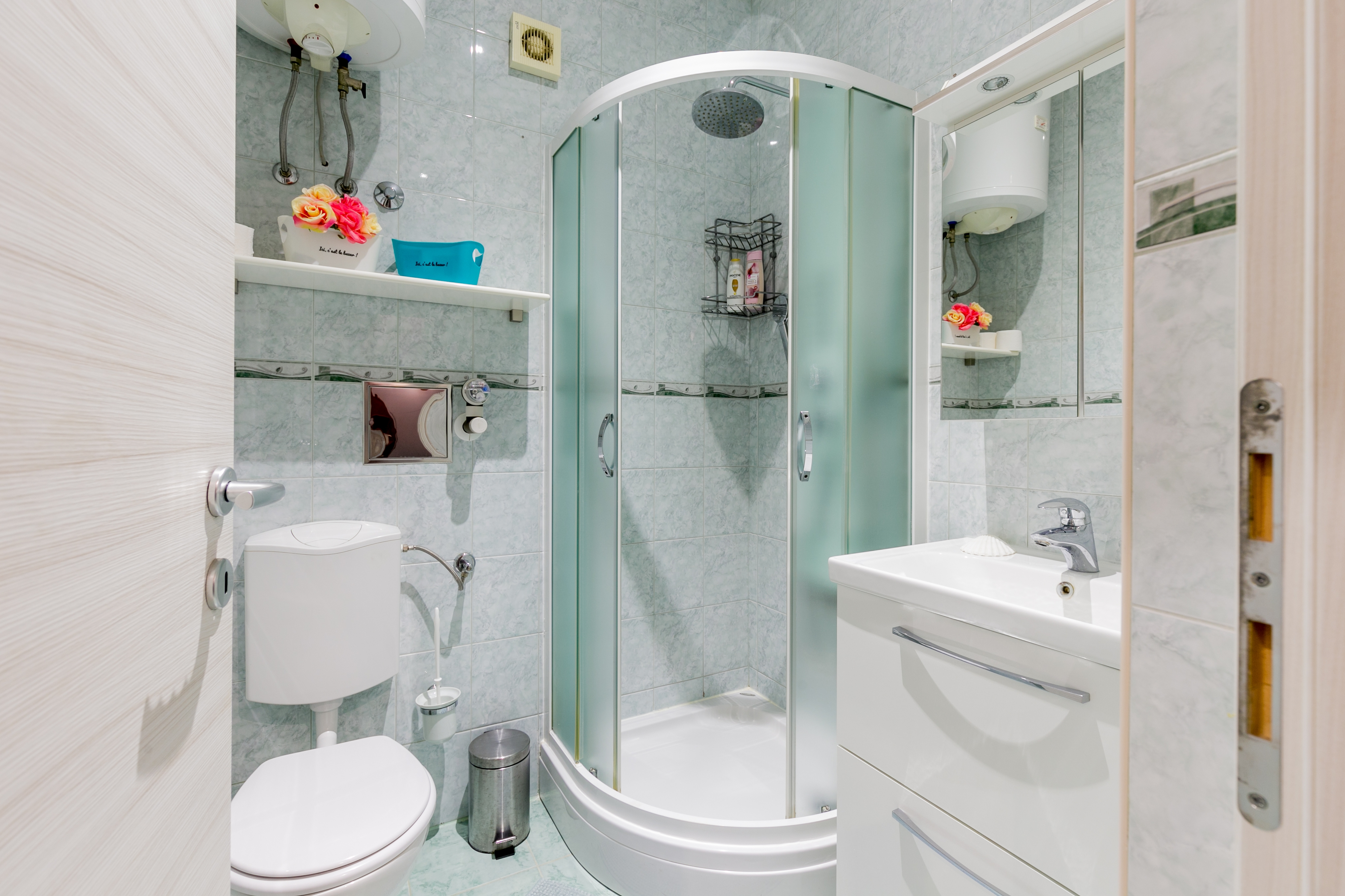 Two bedroom apartment with terrace and sea view Trogir  A-a
