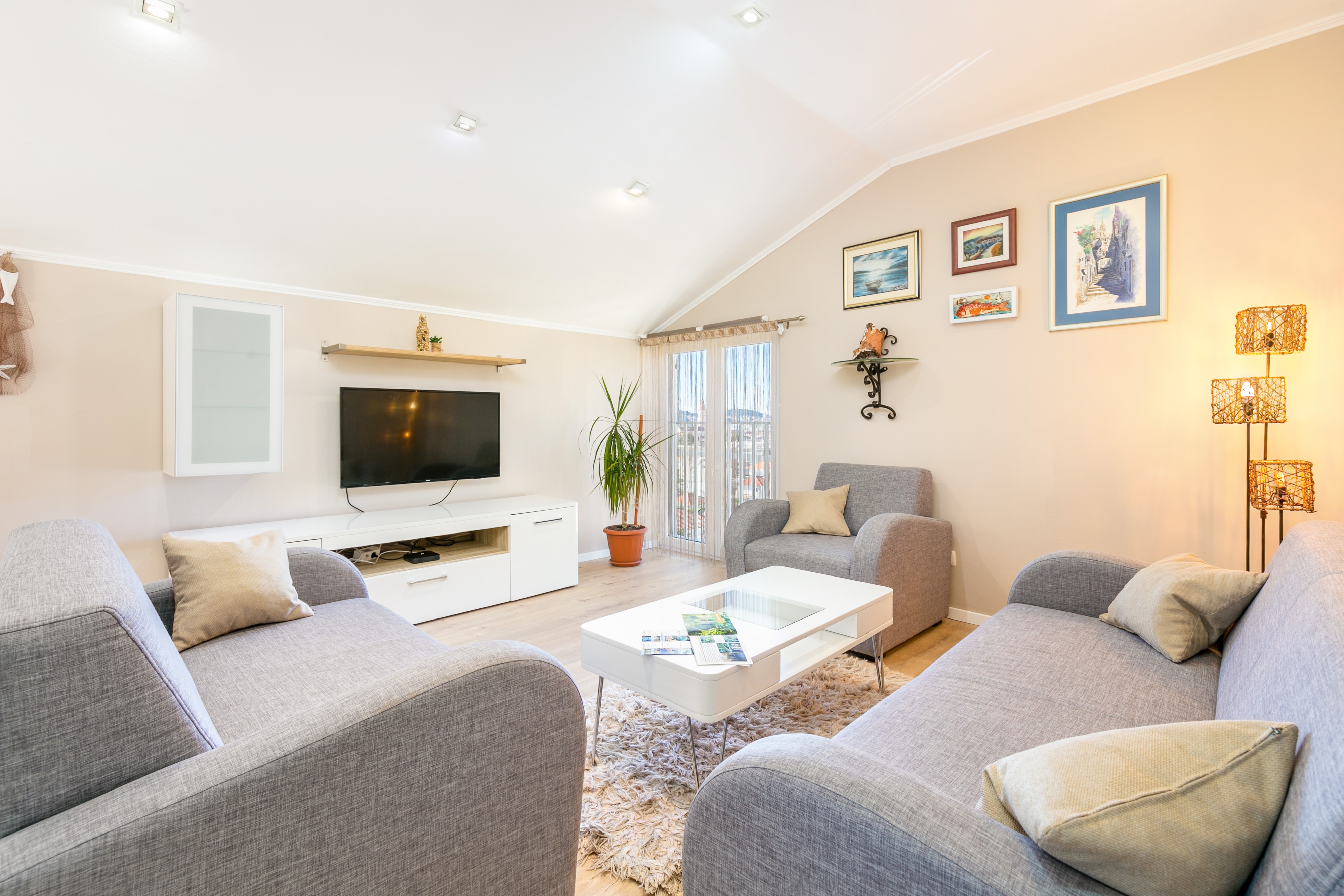 Two bedroom apartment with terrace and sea view Trogir (A-23836-a) Two bedroom apartment with terrace and sea view Trogir (A-23836-a)