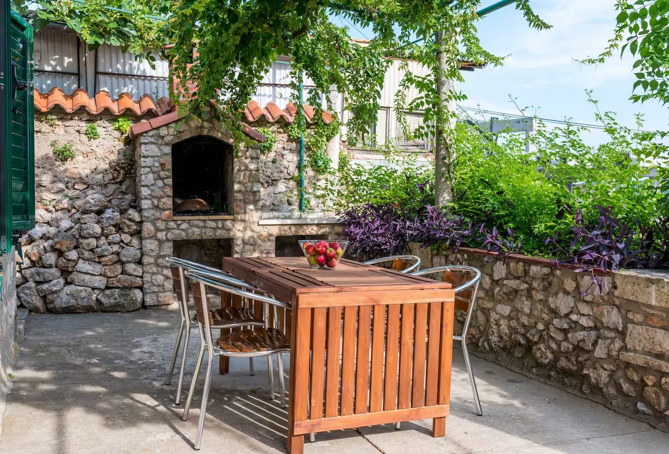 Four bedroom house with terrace Dubrovnik  K