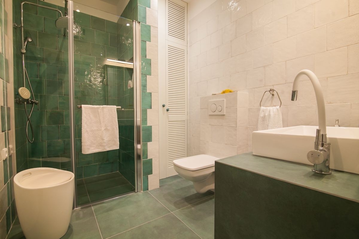 Three bedroom house with terrace Bol, Brač  K