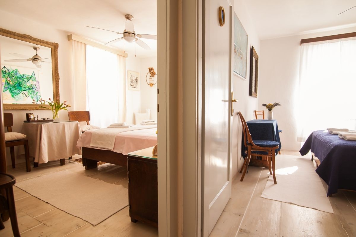 Three bedroom house with terrace Bol, Brač  K