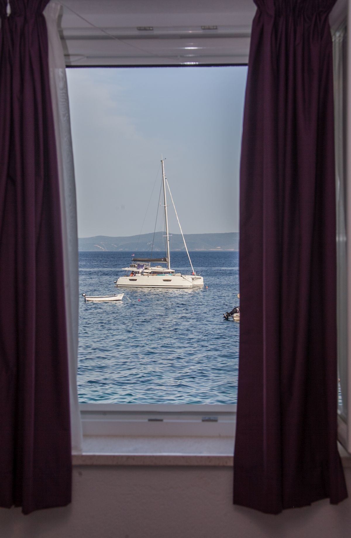 Three bedroom apartment with terrace and sea view Bol, Brač  A-a