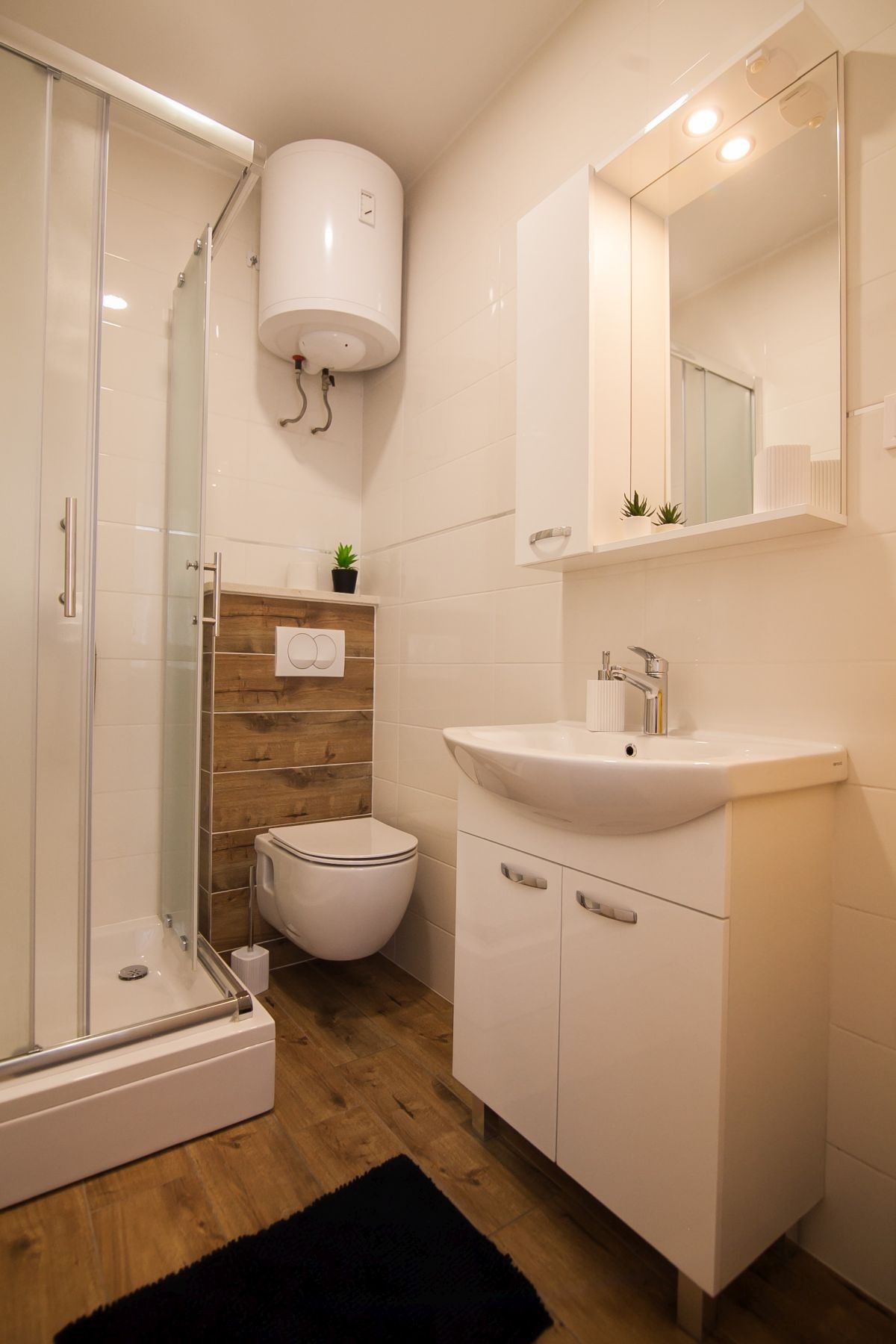 Two bedroom apartment with terrace Bol, Brač  A-a