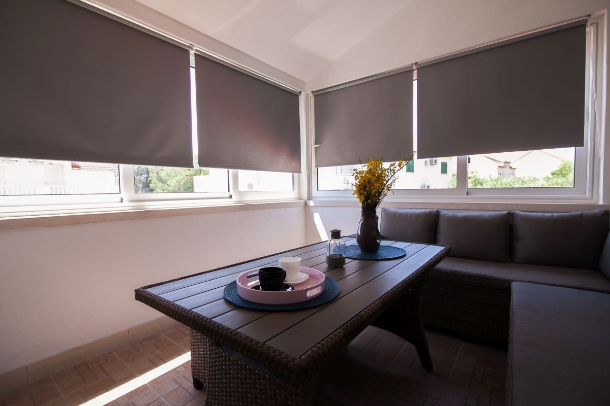 Two bedroom apartment with terrace Bol, Brač  A-a