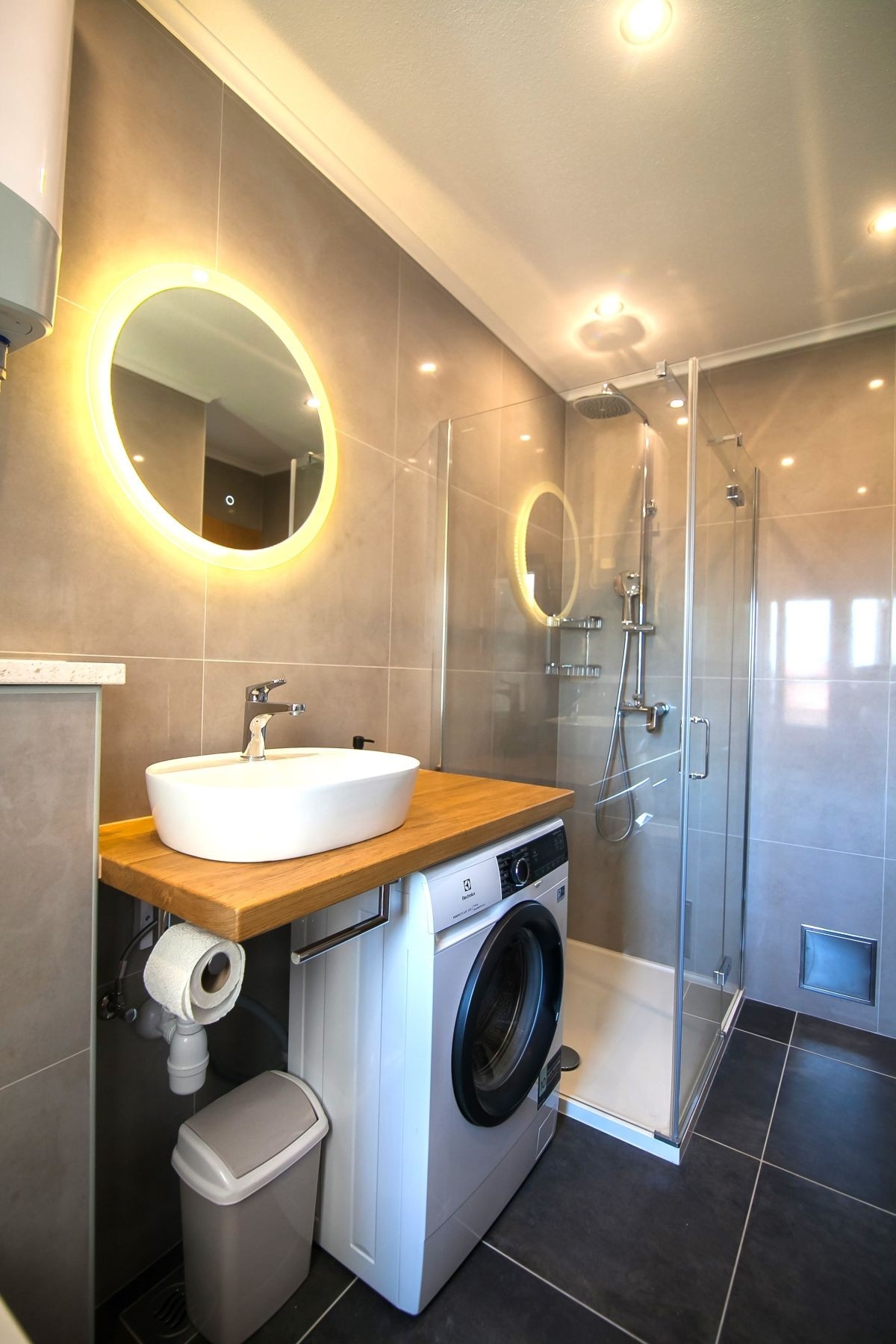 Two bedroom apartment with terrace and sea view Bol, Brač  A-a