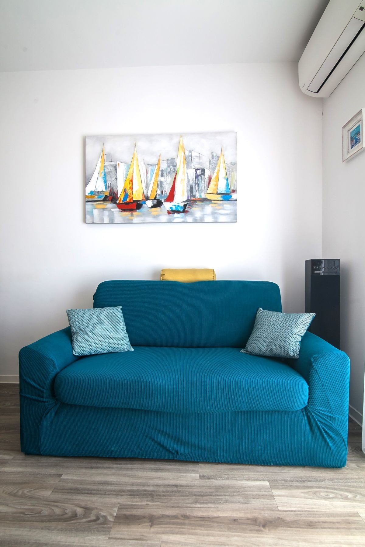 Two bedroom apartment with terrace and sea view Bol, Brač (A-23845-a)