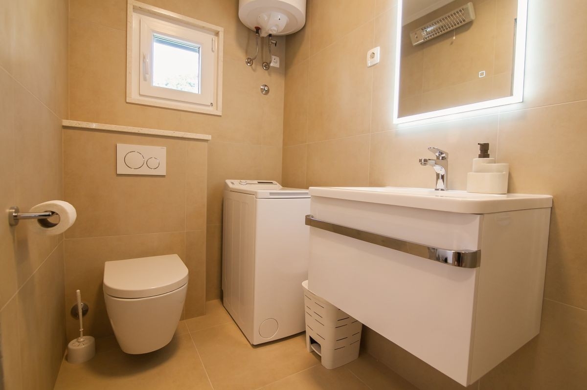 Studio flat with terrace and sea view Bol, Brač  AS-a