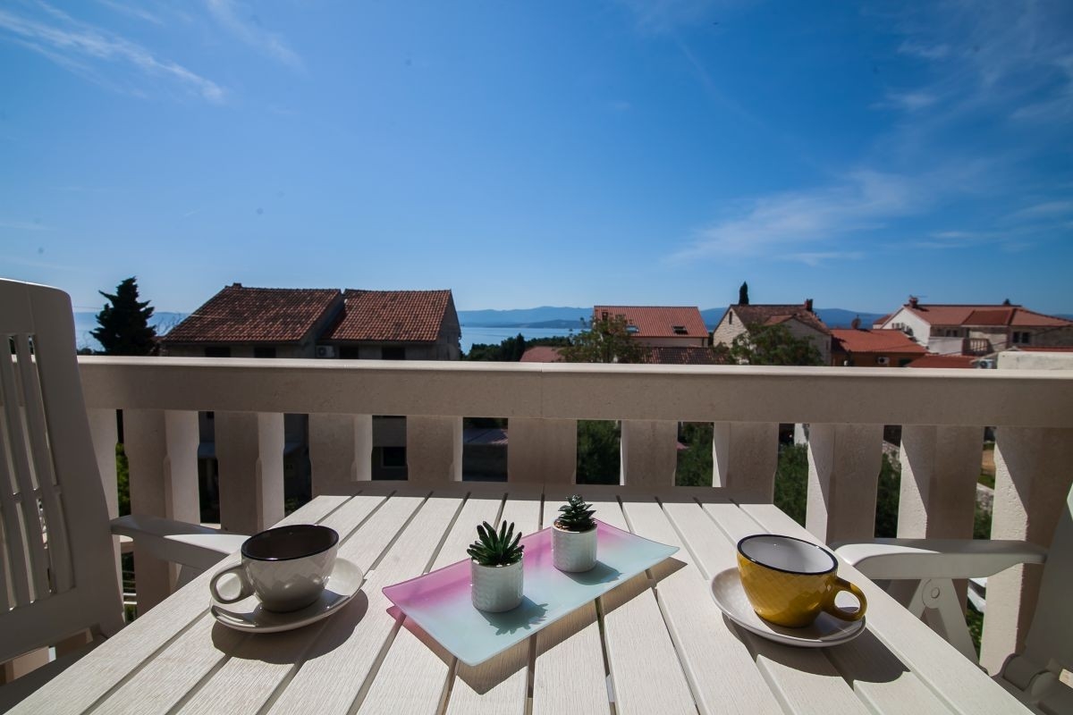 Studio flat with terrace and sea view Bol, Brač  AS-a