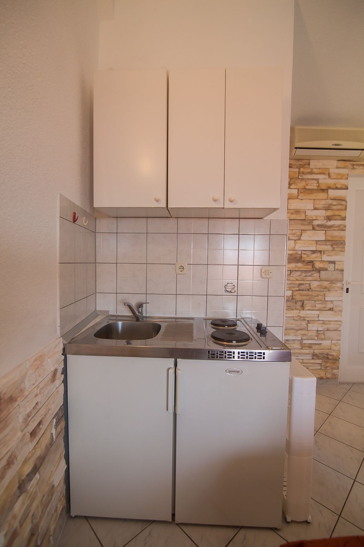 Studio flat with balcony and sea view Bol, Brač (AS-23847-a) Studio flat with balcony and sea view Bol, Brač (AS-23847-a)