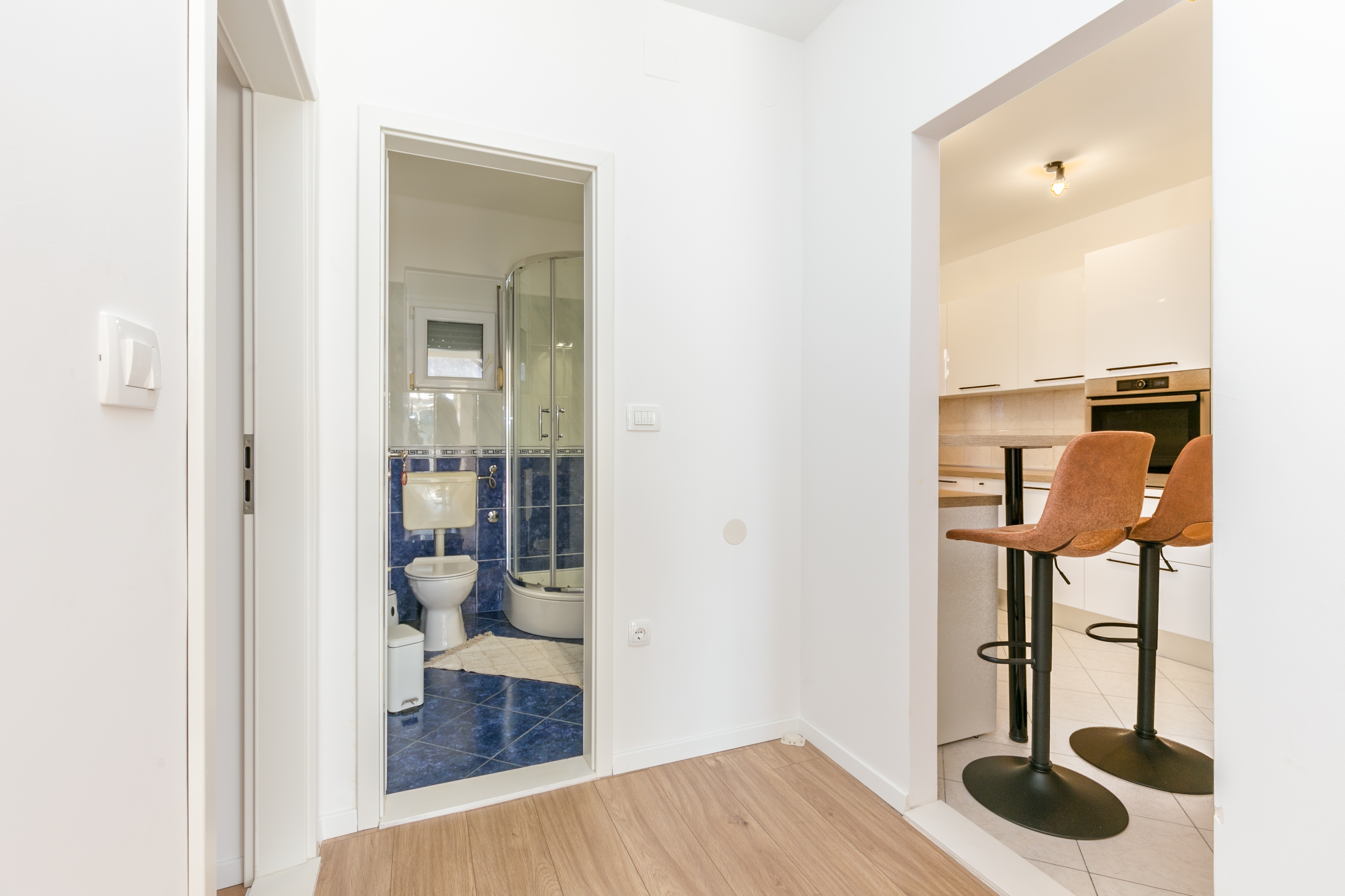 Two bedroom apartment with terrace Trogir  A-a