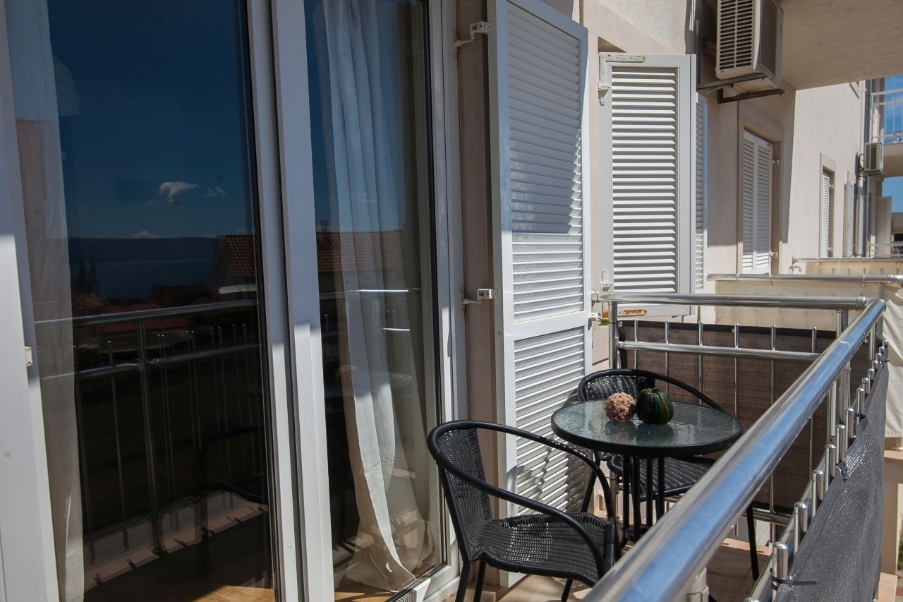Studio flat with balcony and sea view Bol, Brač  AS-a