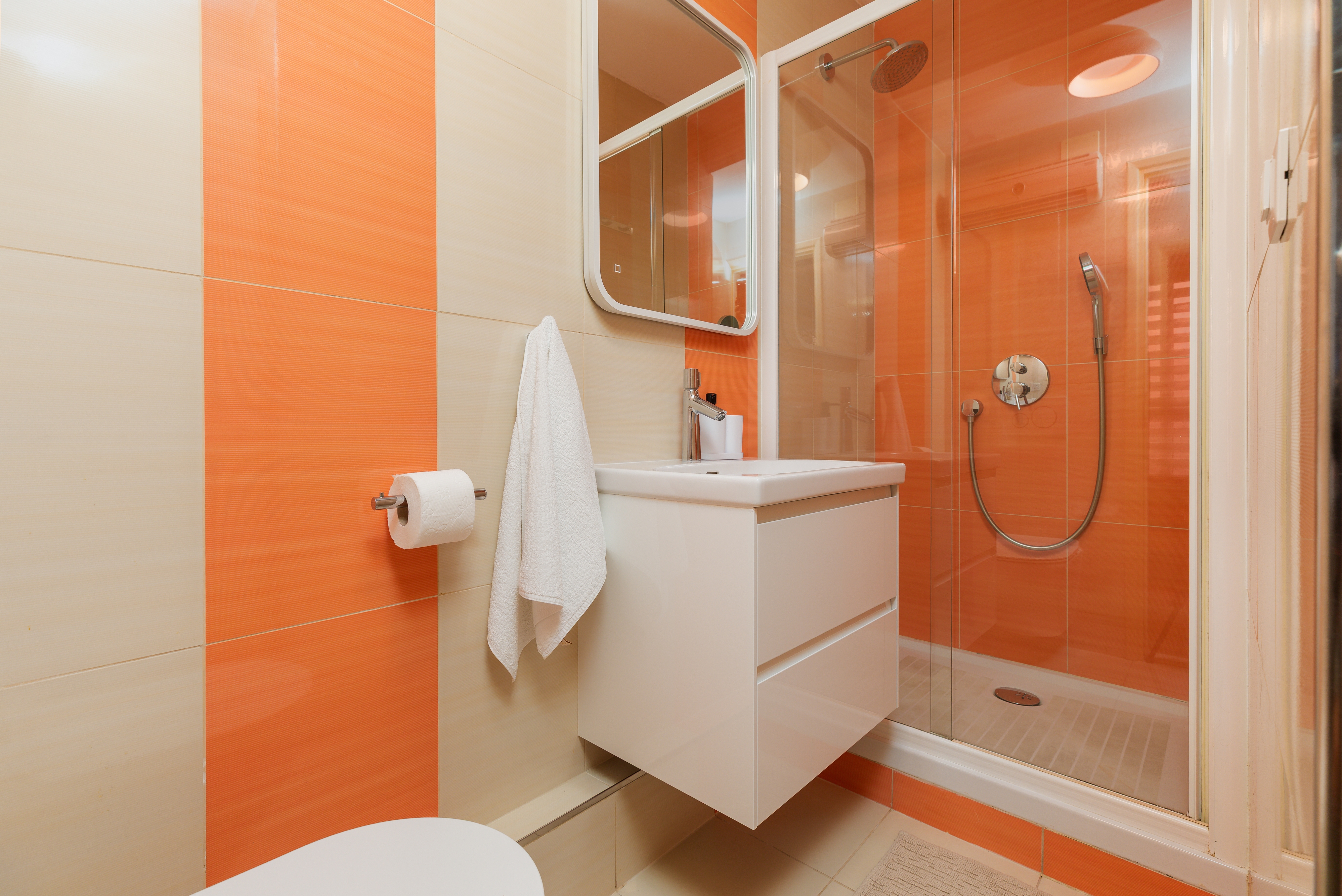 Two bedroom apartment near beach Drašnice, Makarska  A-a