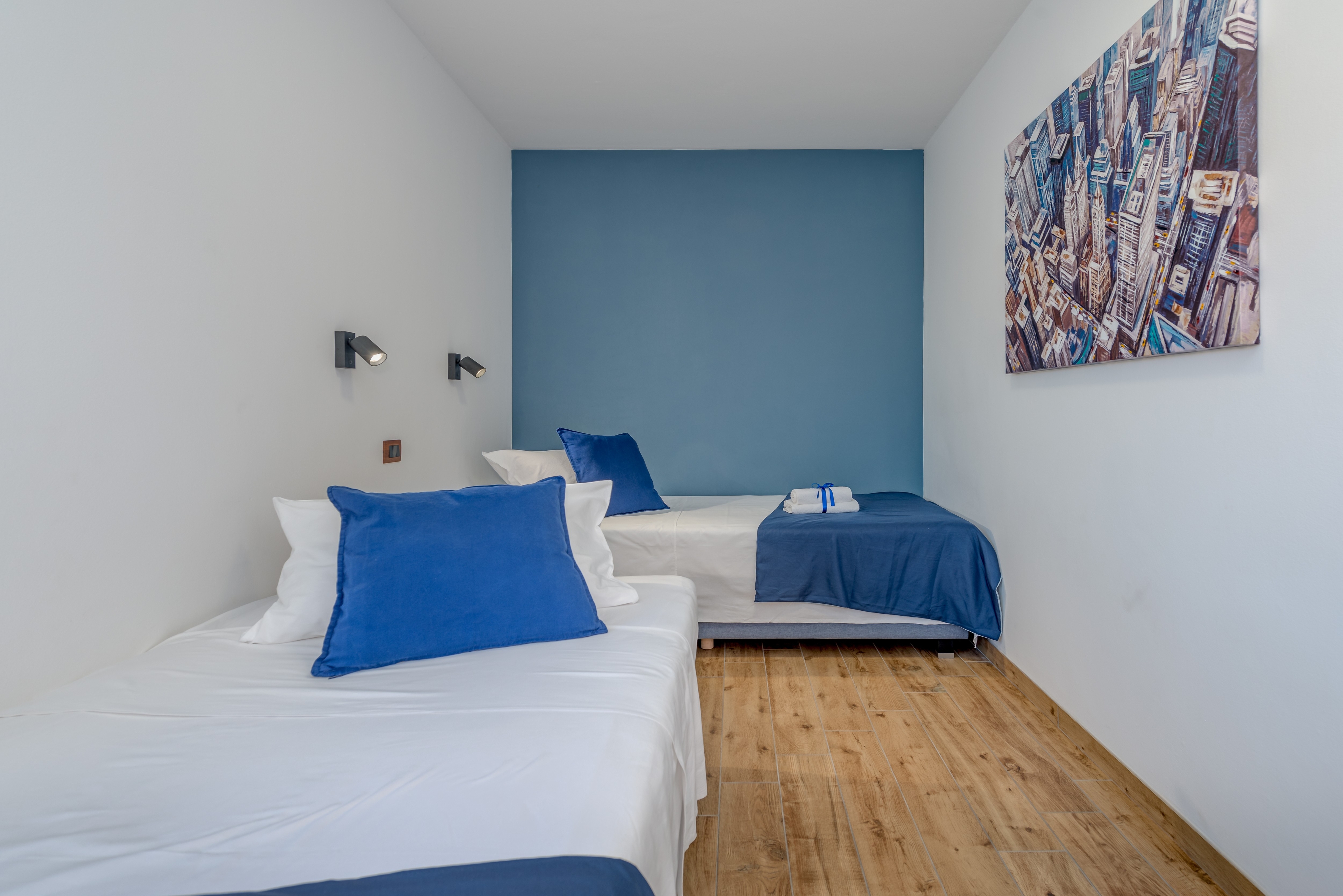Two bedroom apartment with terrace Trogir  A-a