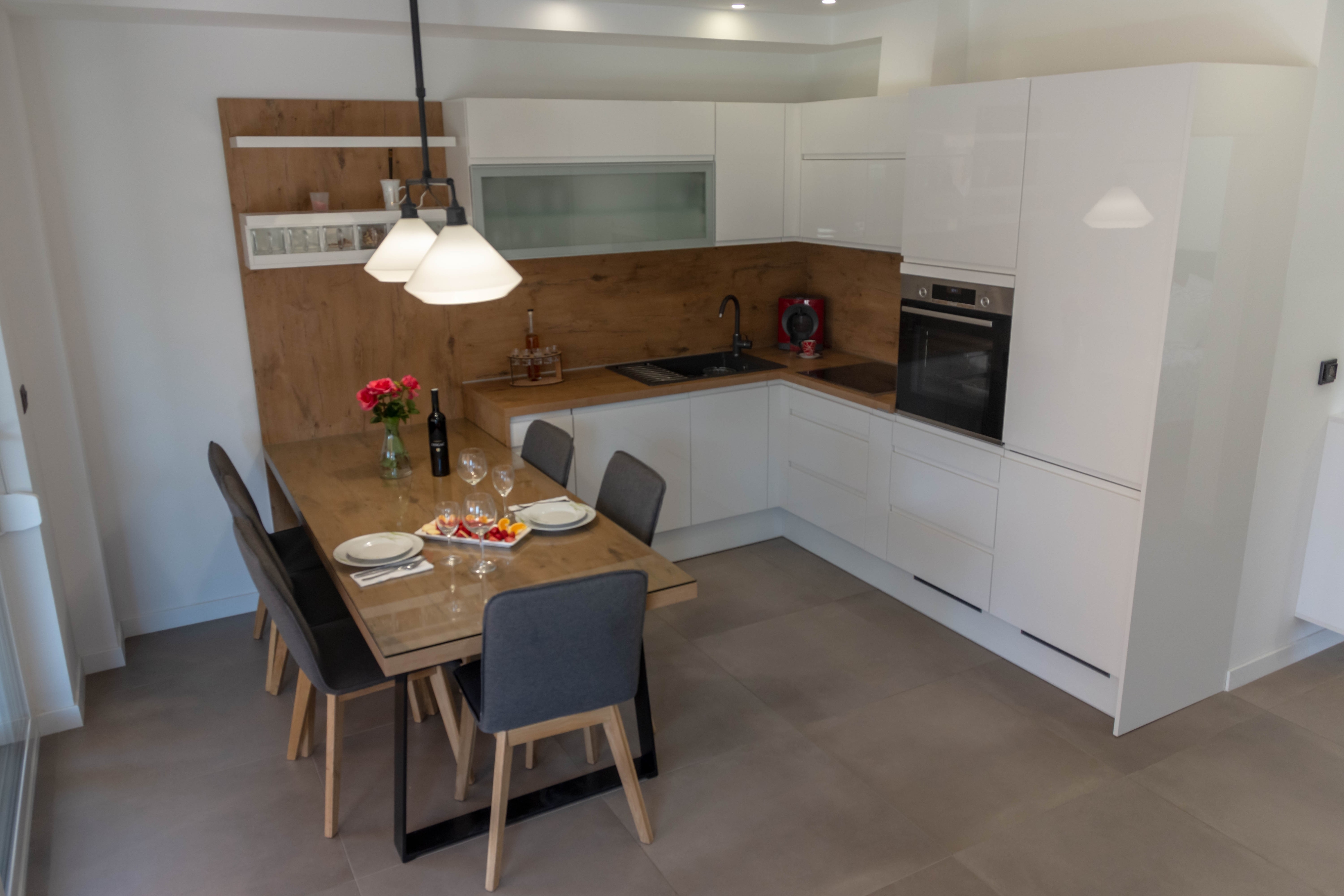 Two bedroom apartment with terrace Trogir  A-a