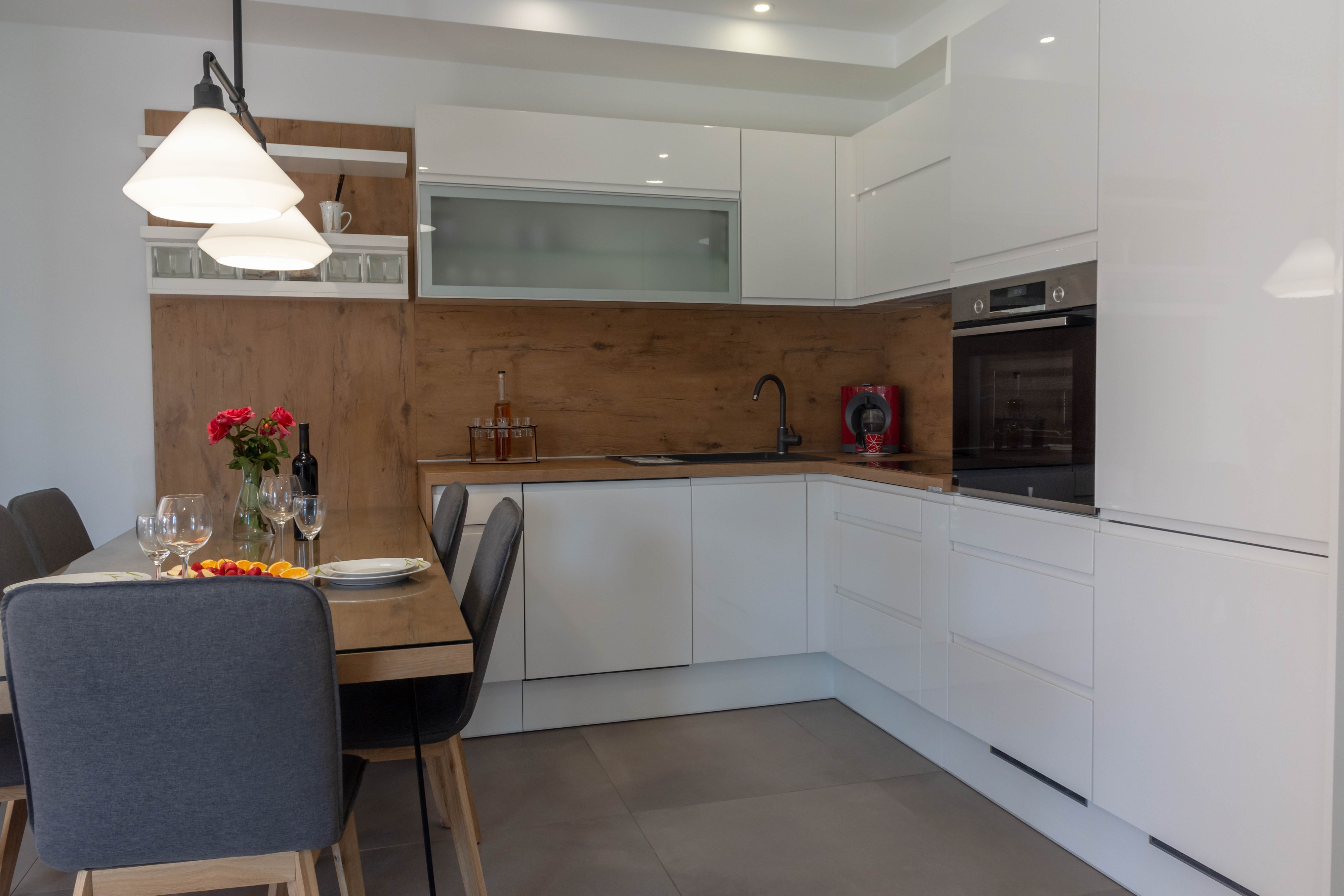 Two bedroom apartment with terrace Trogir  A-a