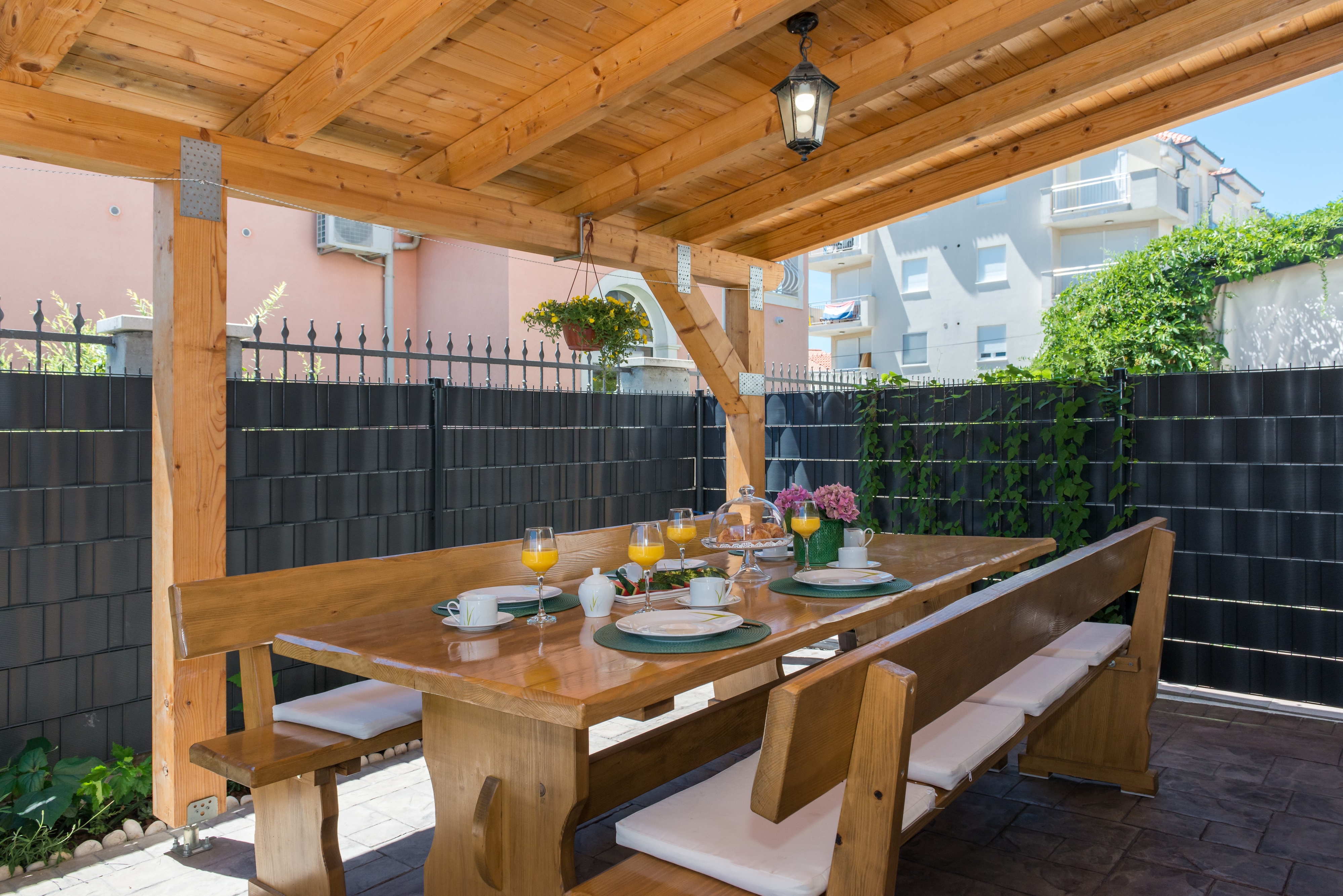 Two bedroom apartment with terrace Trogir  A-a