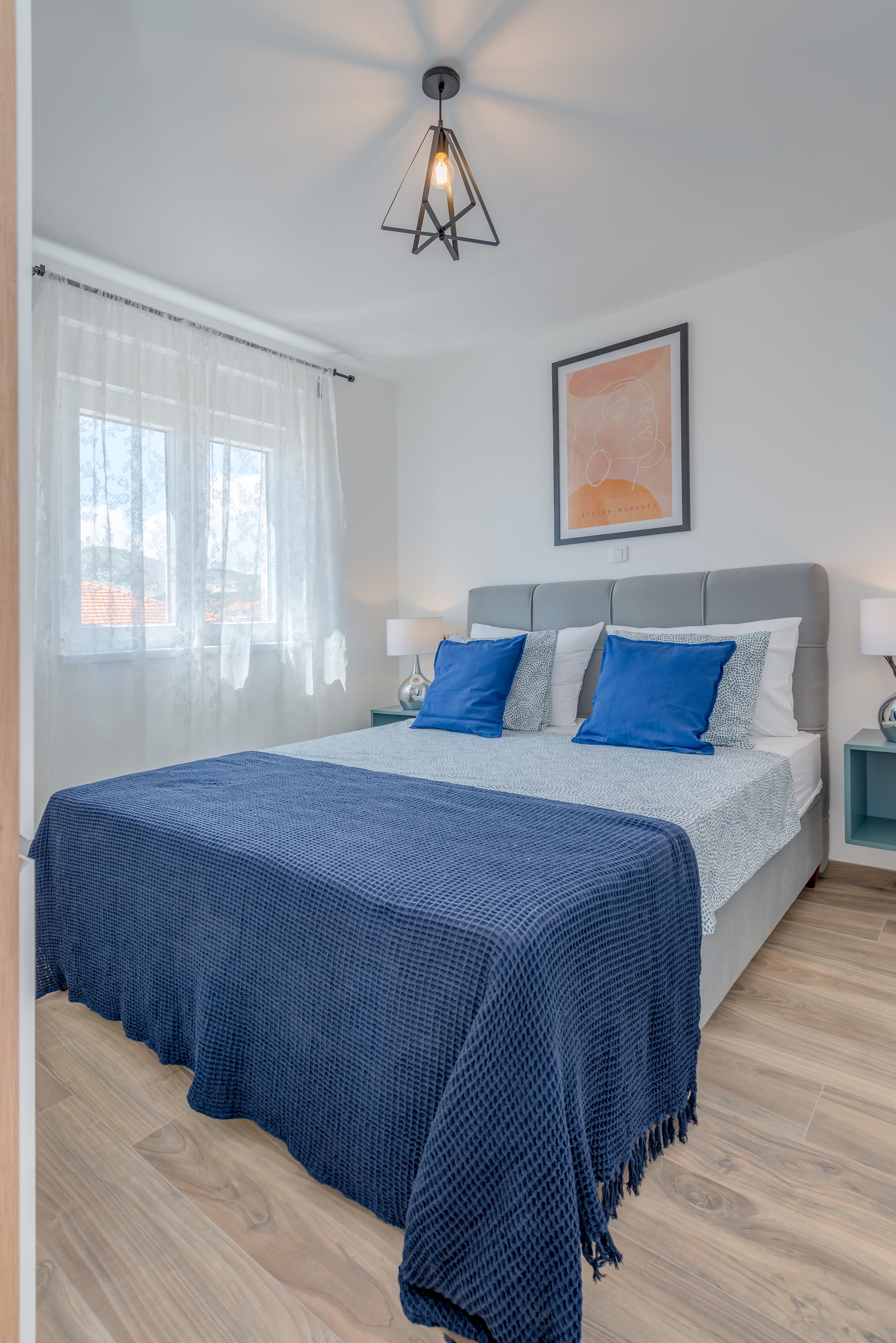 Two bedroom apartment with terrace and sea view Trogir  A-a