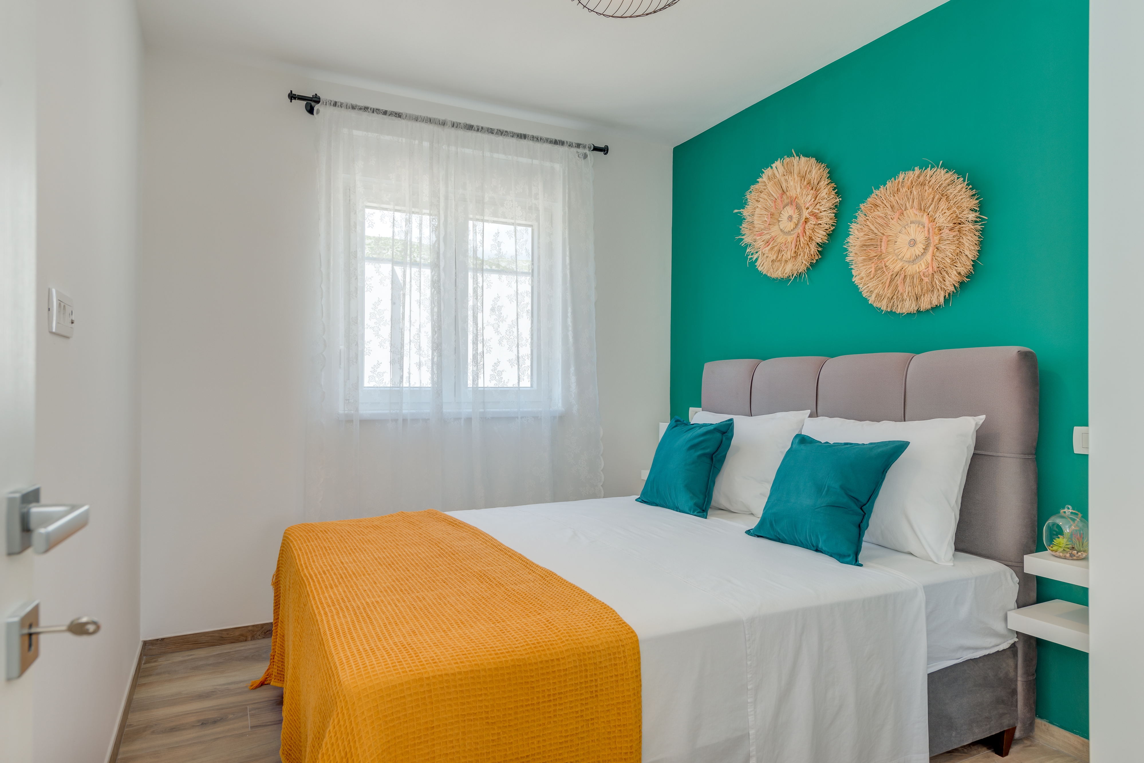 Two bedroom apartment with terrace and sea view Trogir  A-a