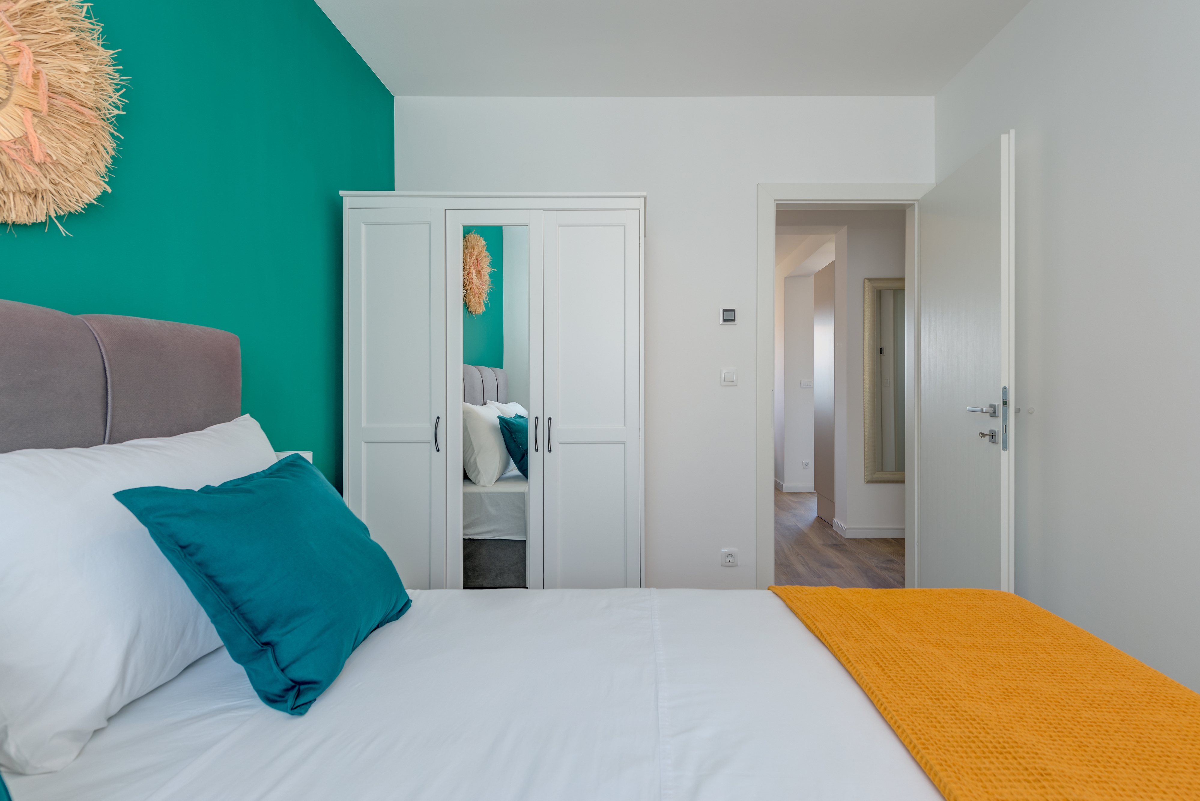 Two bedroom apartment with terrace and sea view Trogir  A-a