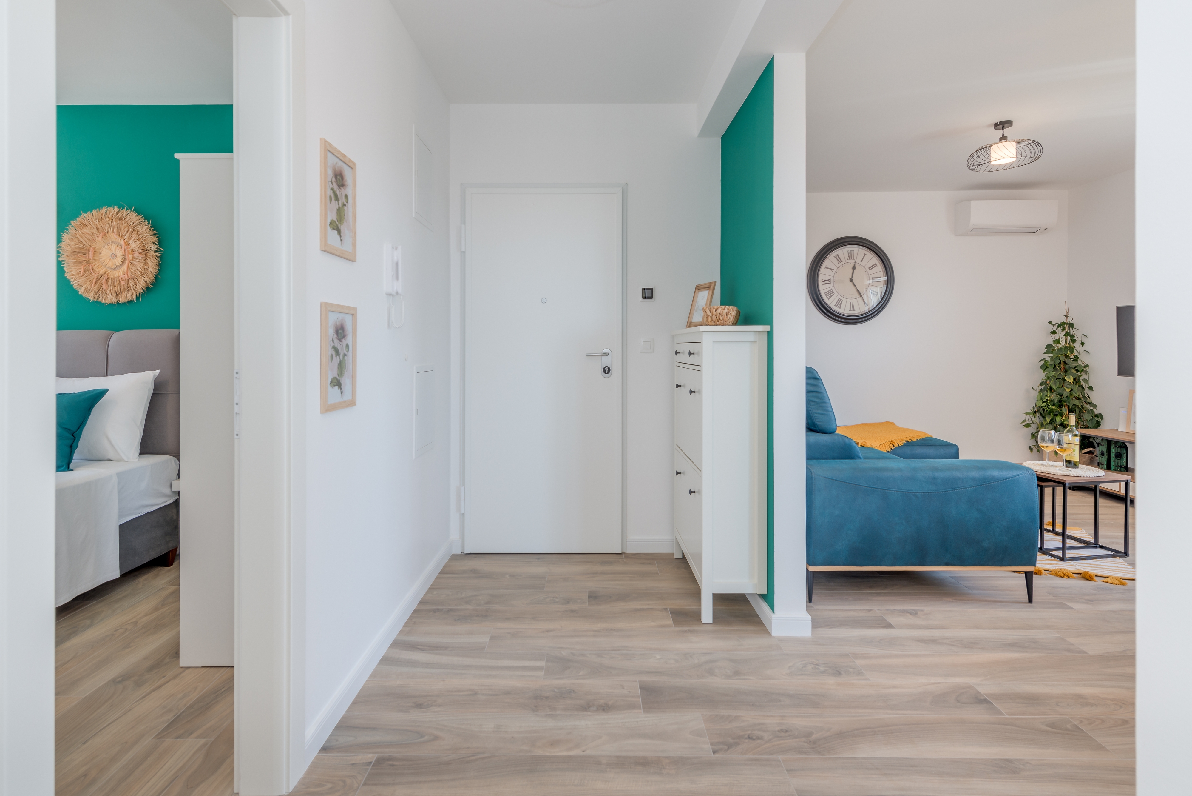 Two bedroom apartment with terrace and sea view Trogir  A-a